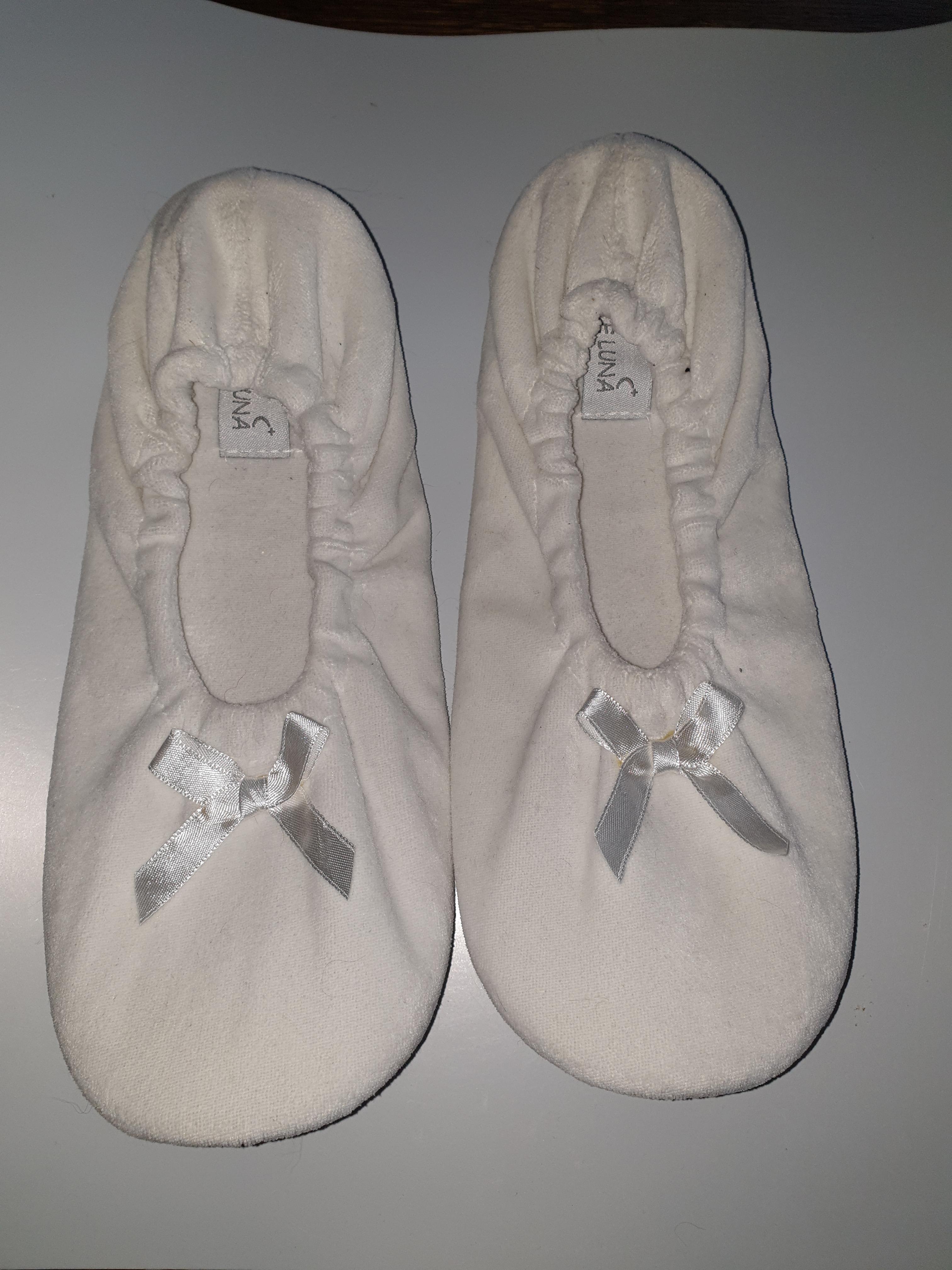 troc de troc réservé ** chaussons t.38/39 image 0
