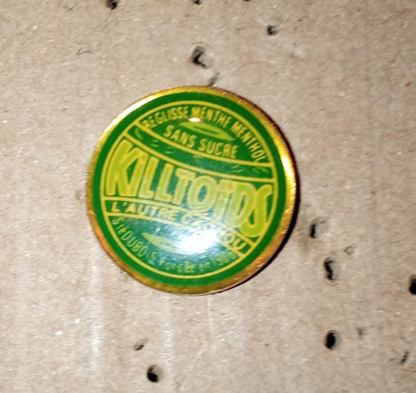 troc de troc pin's sans attache image 0