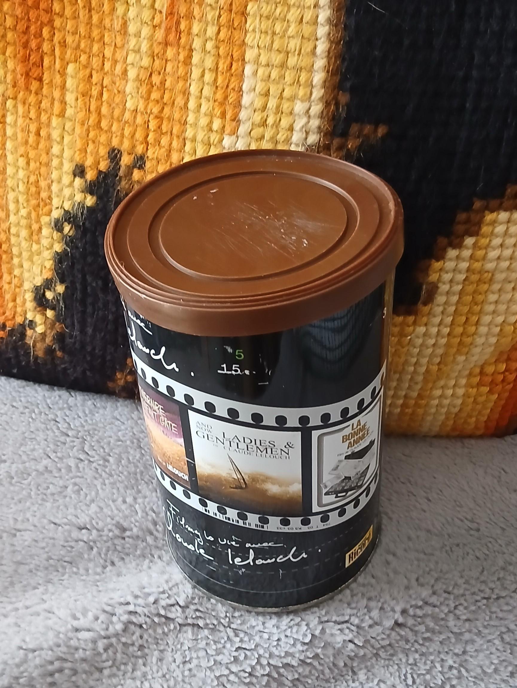 troc de troc une boîte en fer image 0