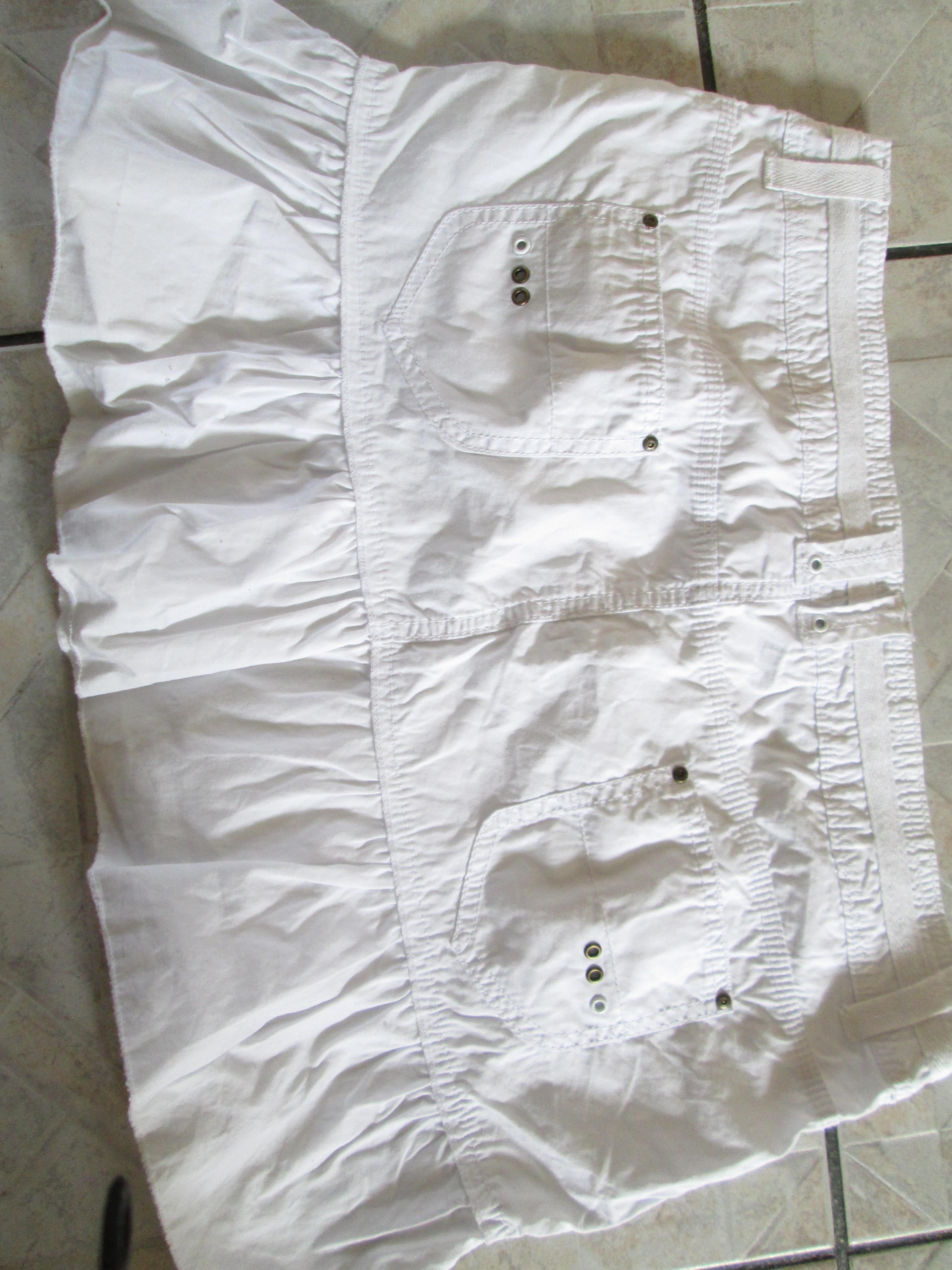 troc de troc jupe blanche courte neuf taille 42    12 noisettes image 1