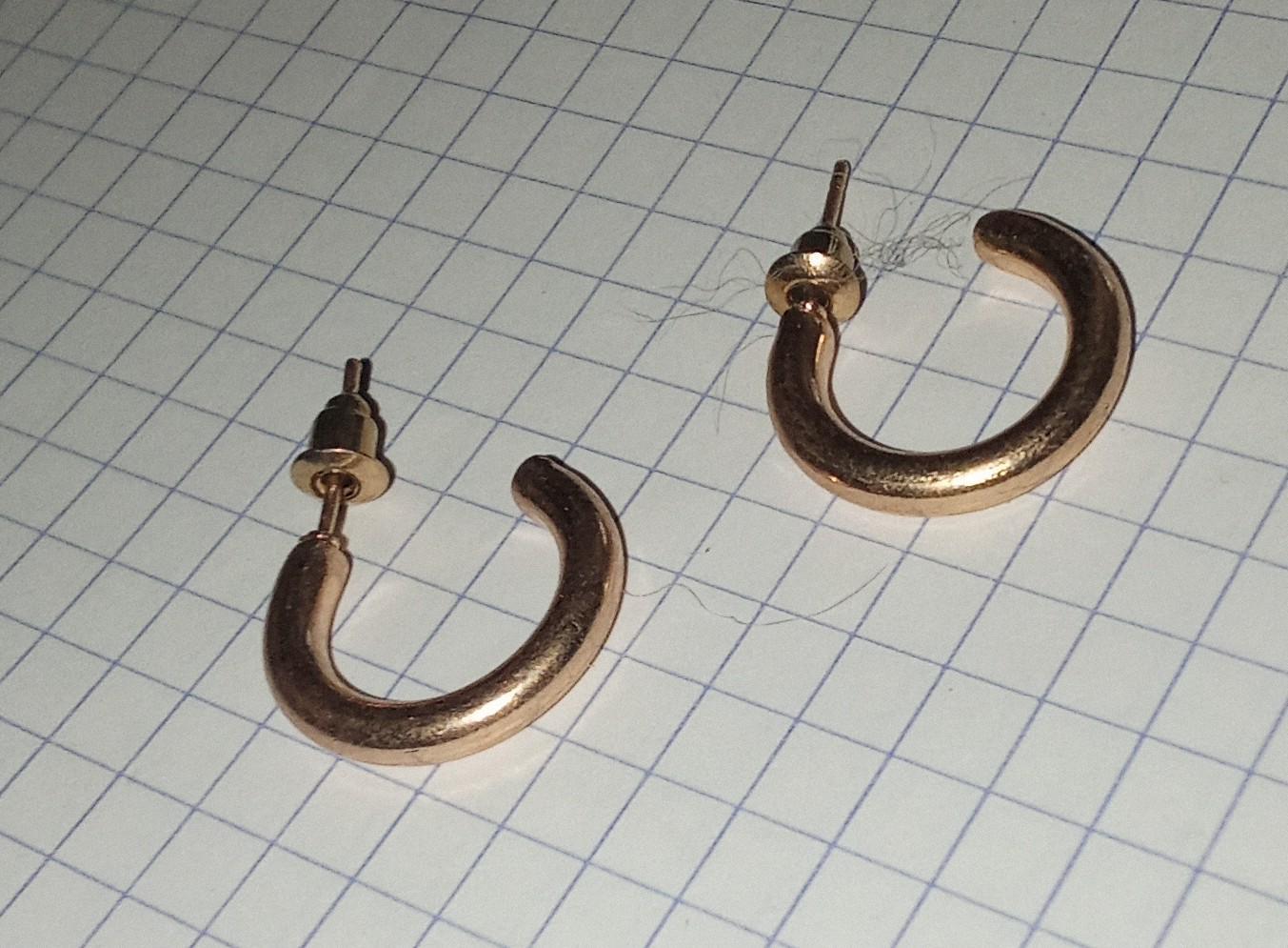 troc de troc boucles d'oreilles image 0