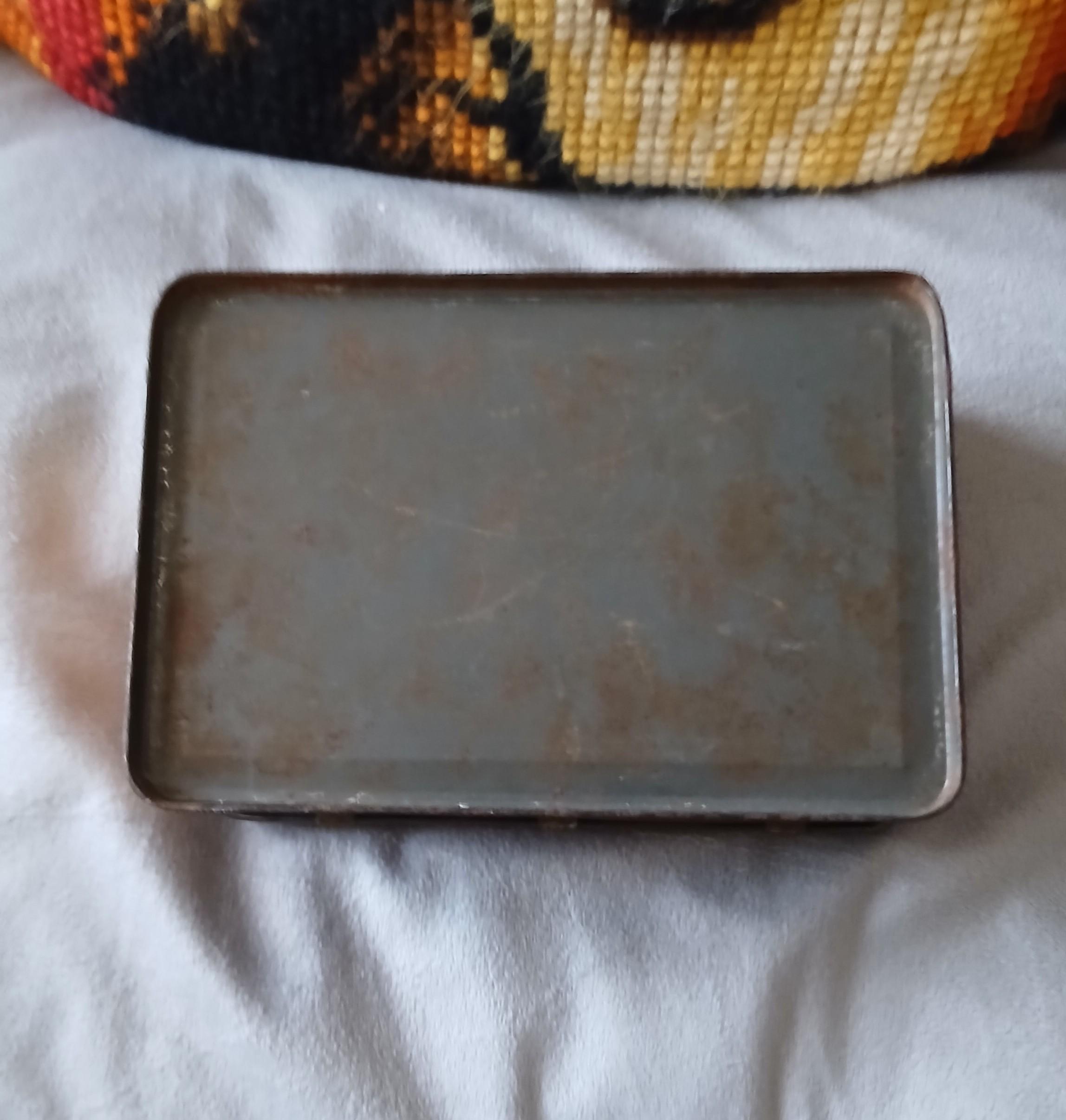 troc de troc boîte en fer image 1