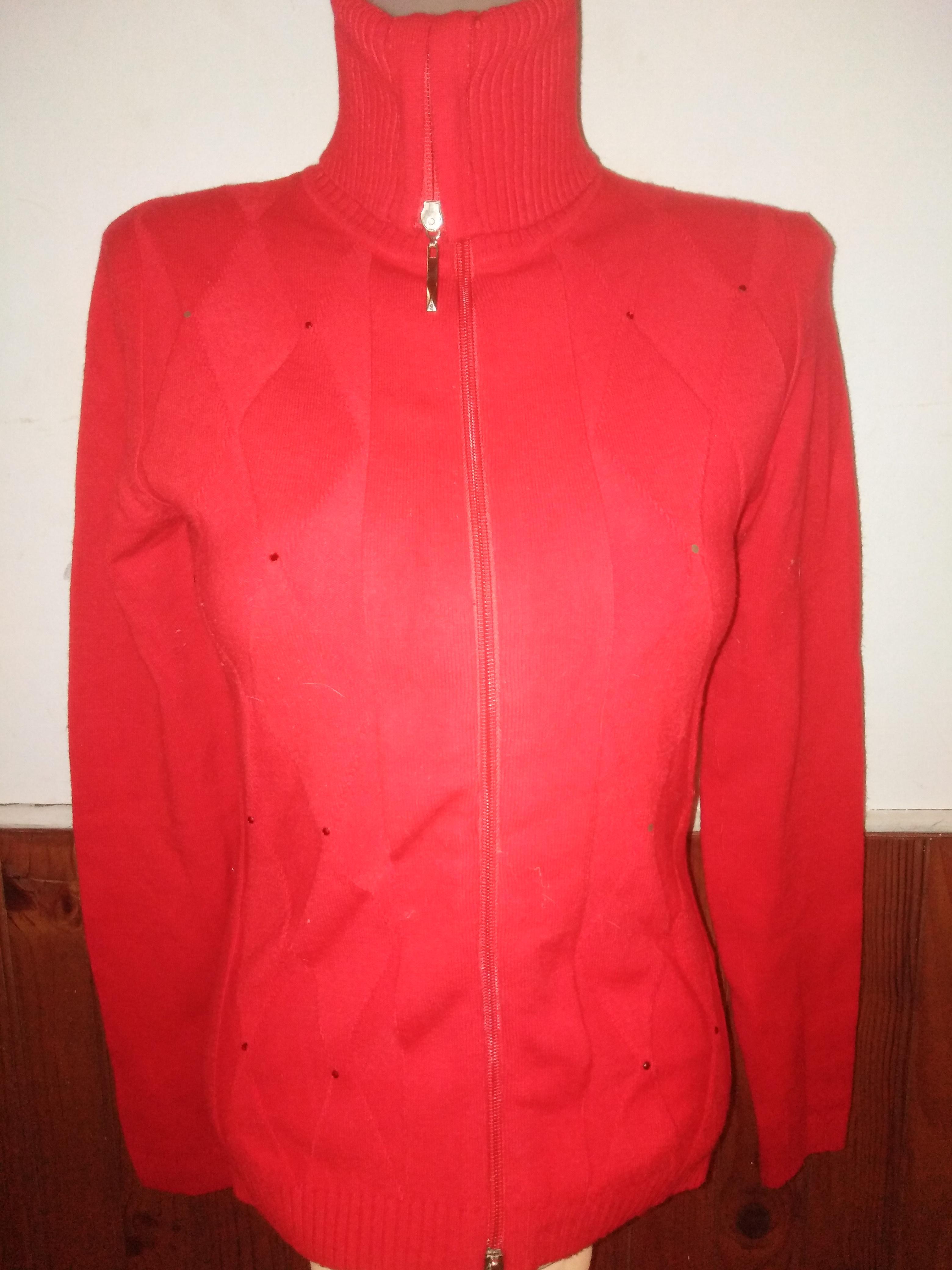 troc de troc gilet rouge femme taille l/xl avec strass image 0