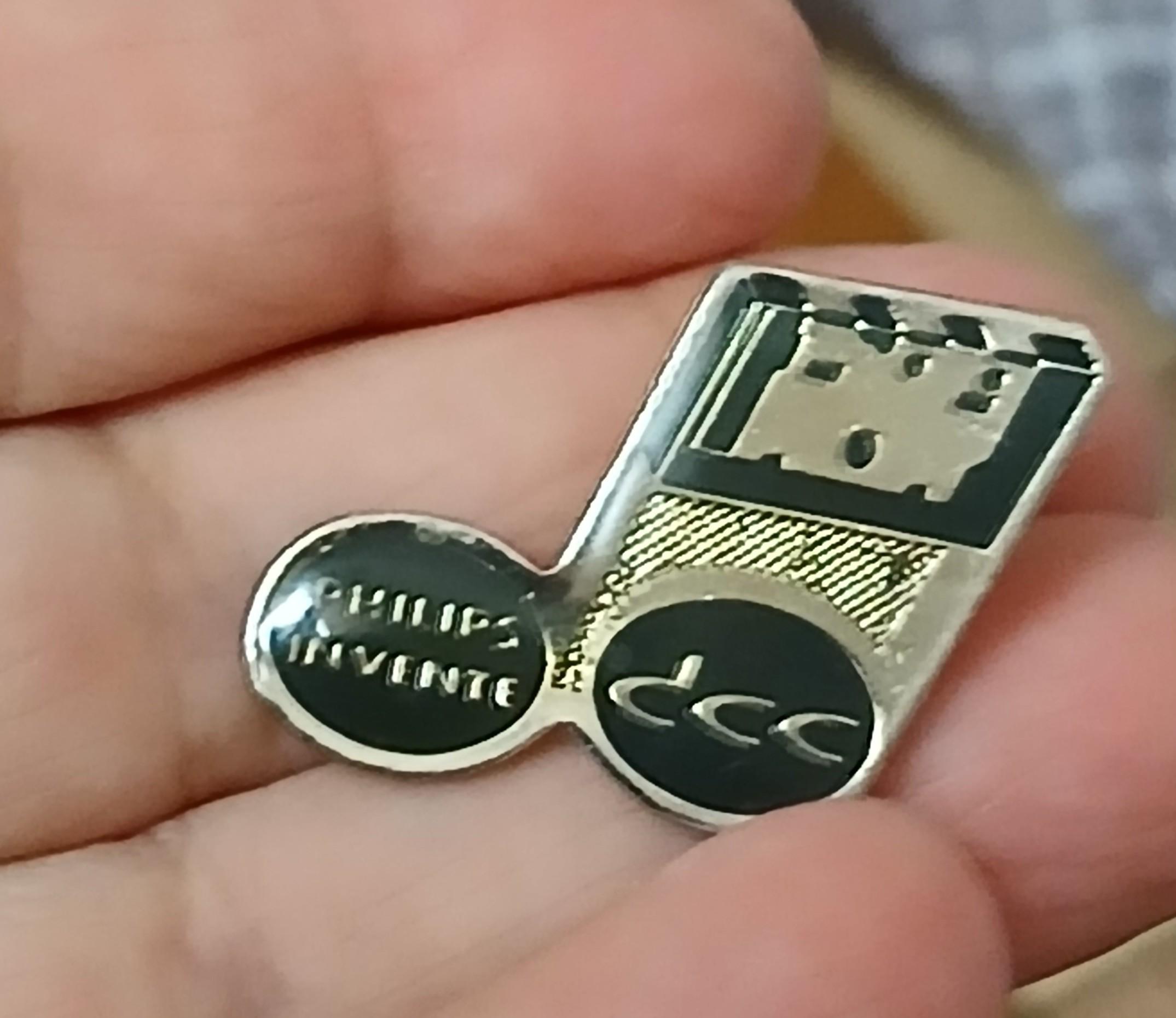 troc de troc un pins image 0
