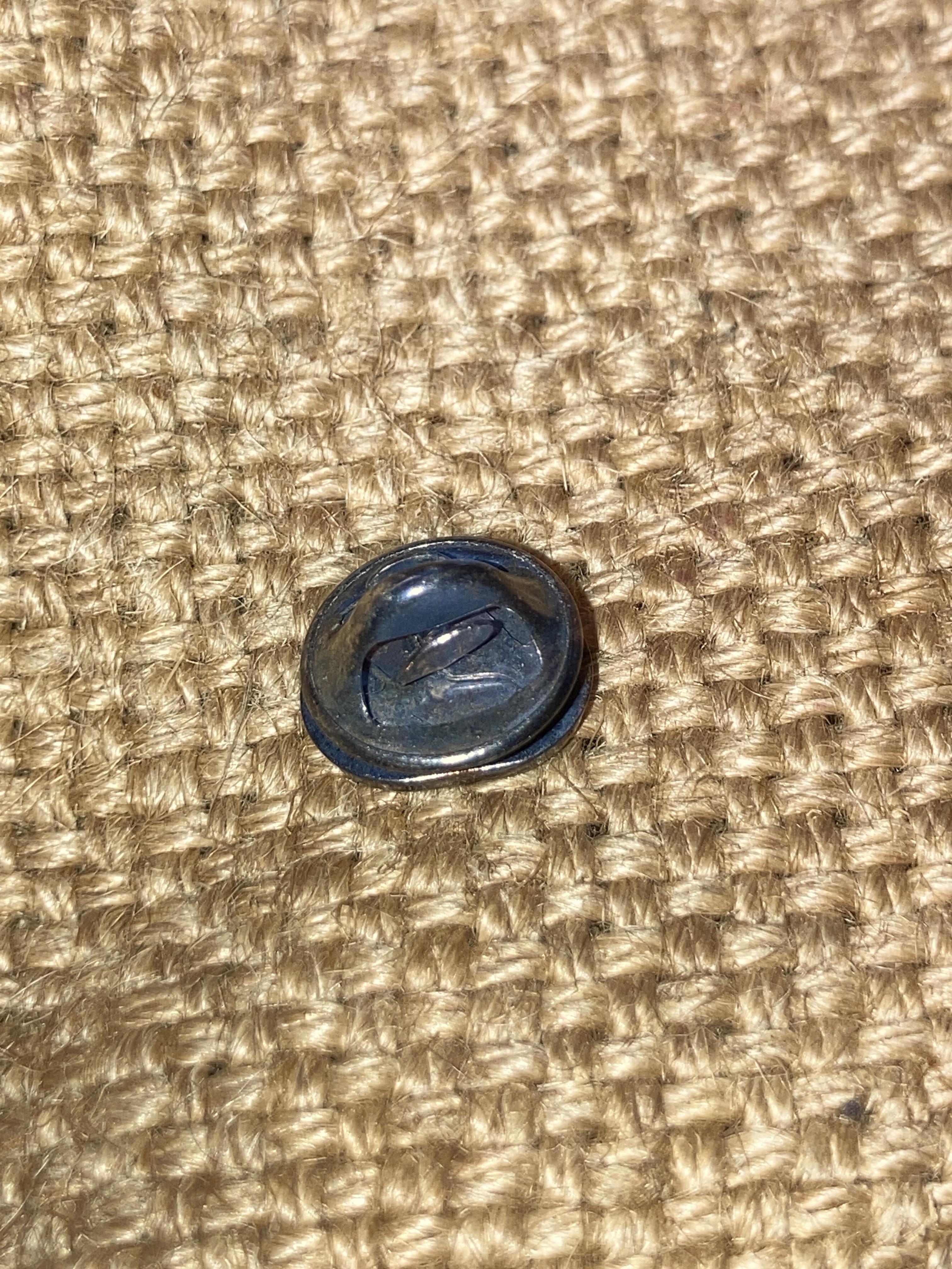 troc de troc pin’s saur image 1