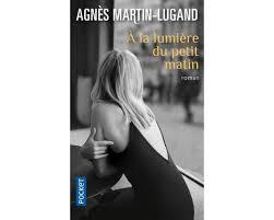 troc de troc livre - a la lumière du petit matin - poche - agnès martin-lugand image 0
