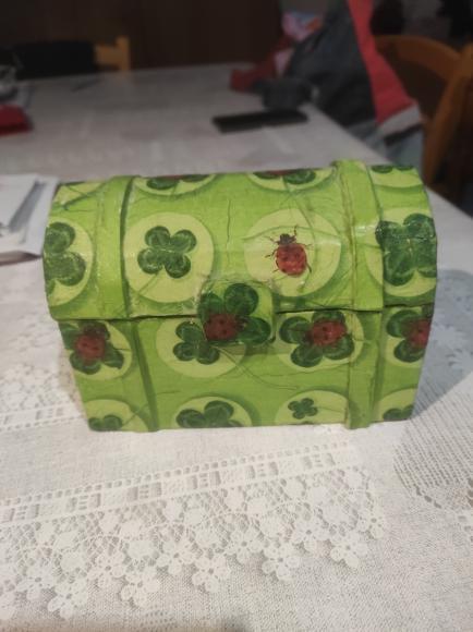 troc de troc petit coffre fait main image 0