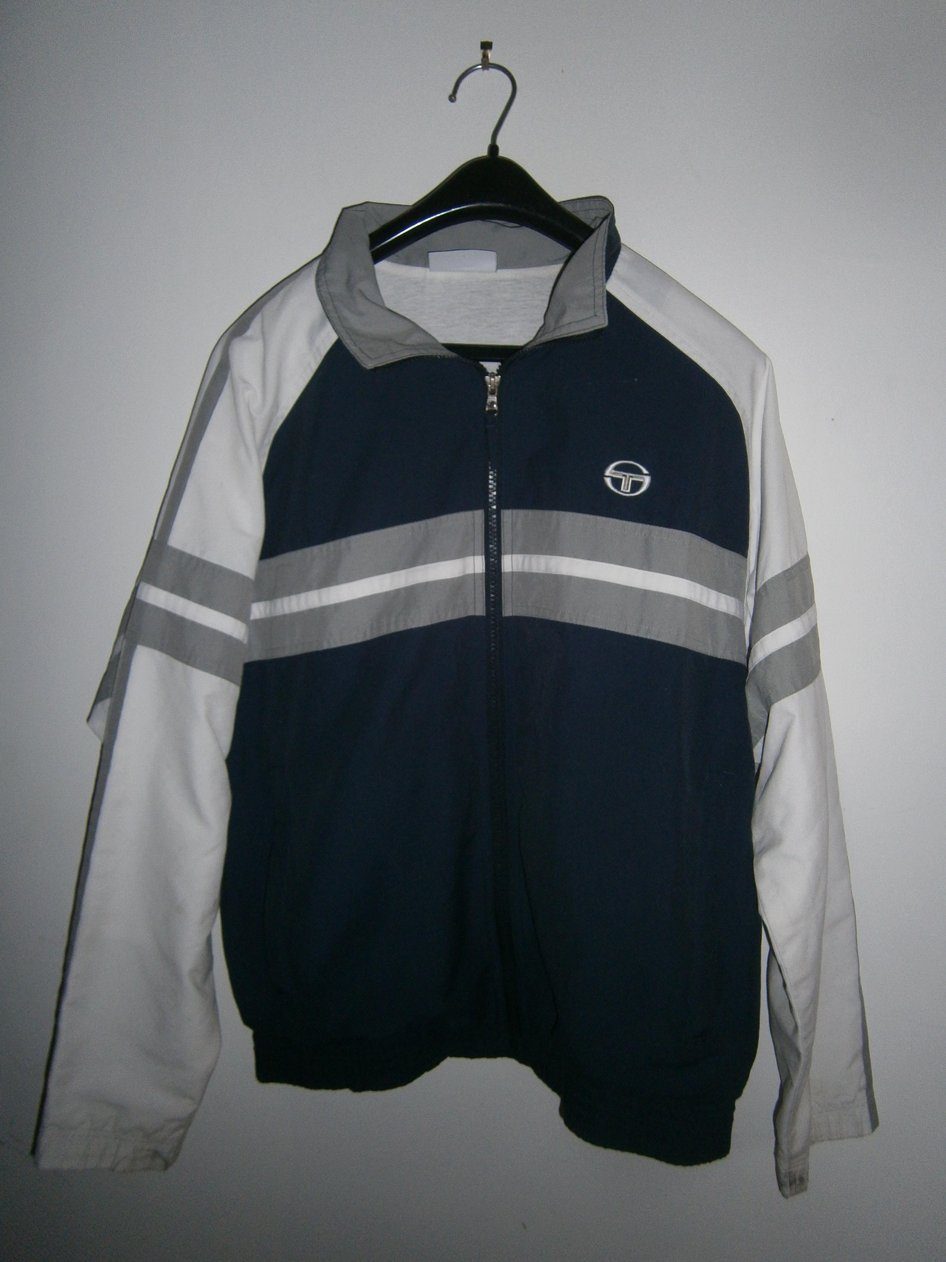 troc de troc blouson s sergio tacchini image 0