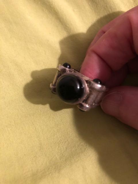 troc de troc bague métal argenté pierres semi-précieuses noires image 1