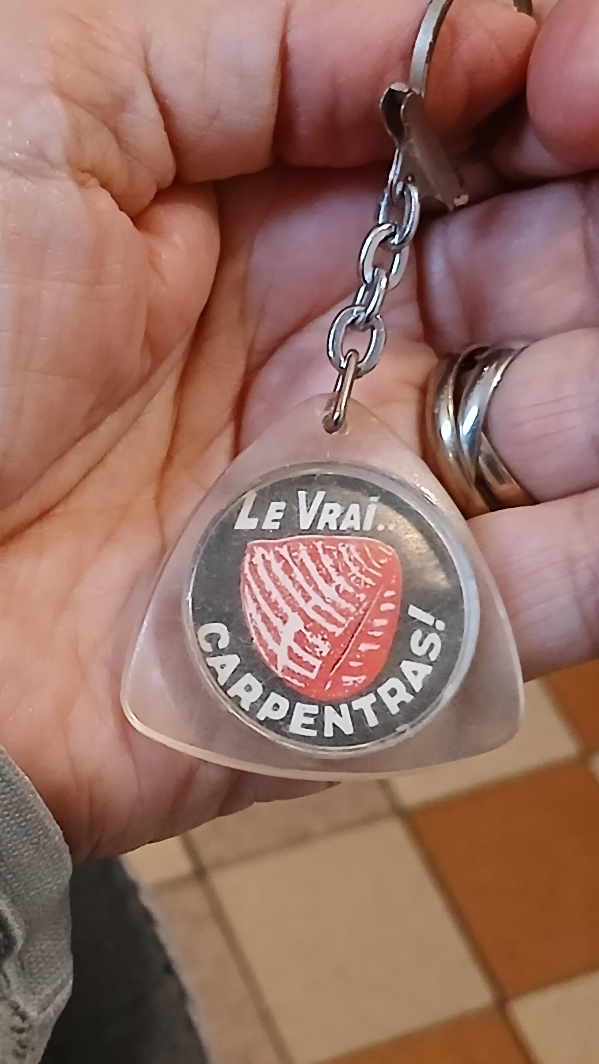 troc de troc reserver fidji  porte clé image 1