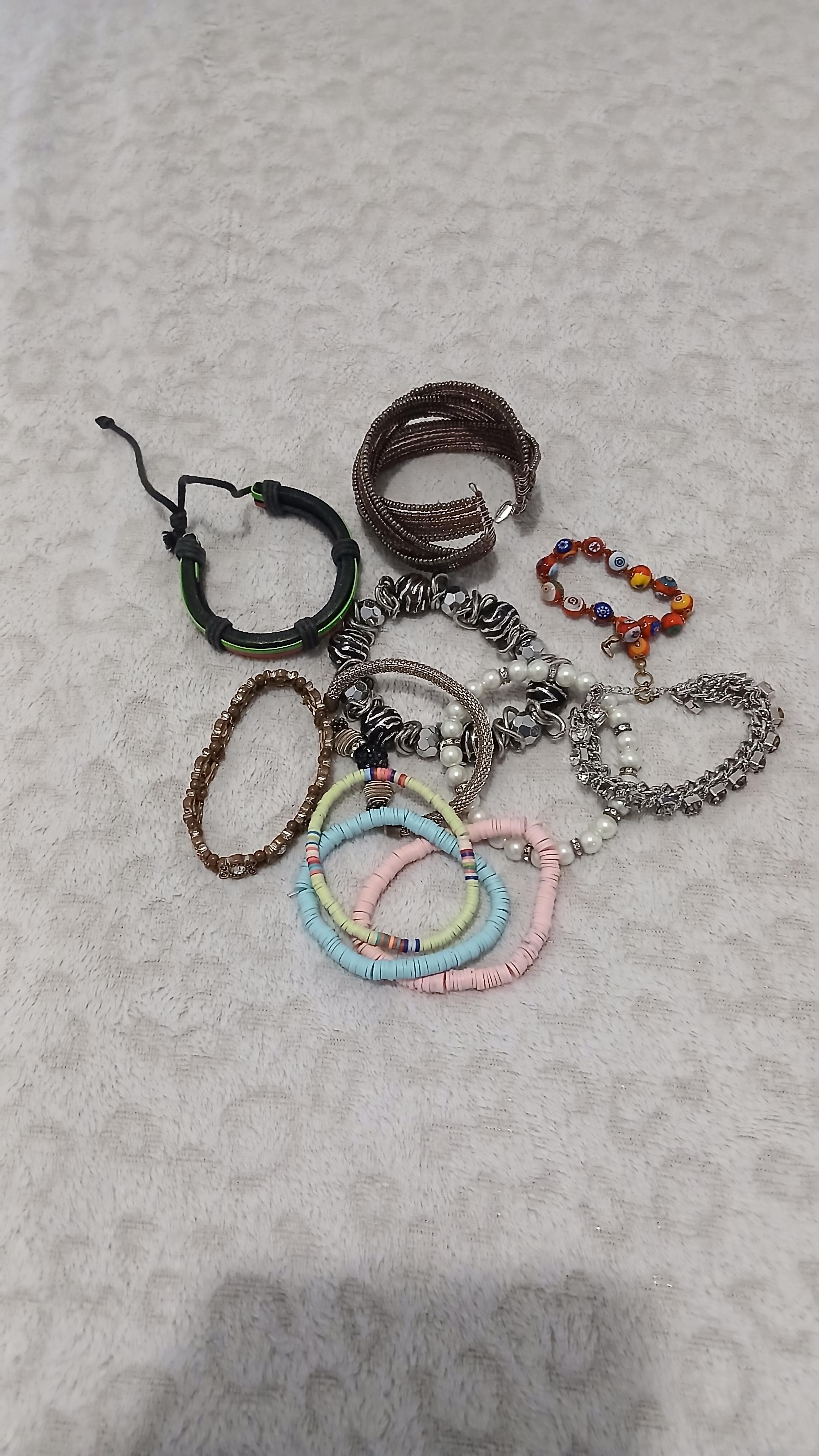 troc de troc reserver lilas91 lots de bracelets image 0