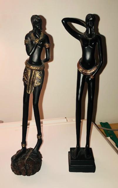 troc de troc 2 statuettes femmes africaines longues jambes 28 cm image 0