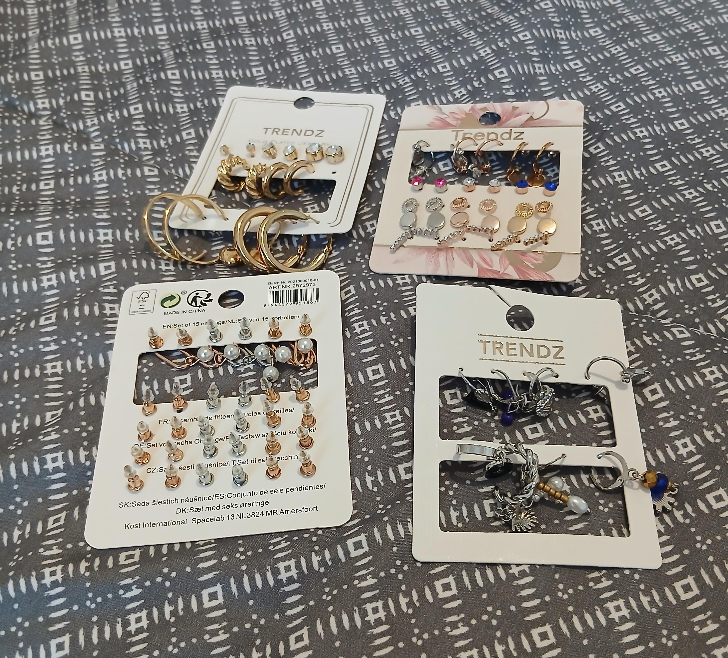 troc de troc reserver maria. lots de boucles d oreilles " maria reserver " image 1
