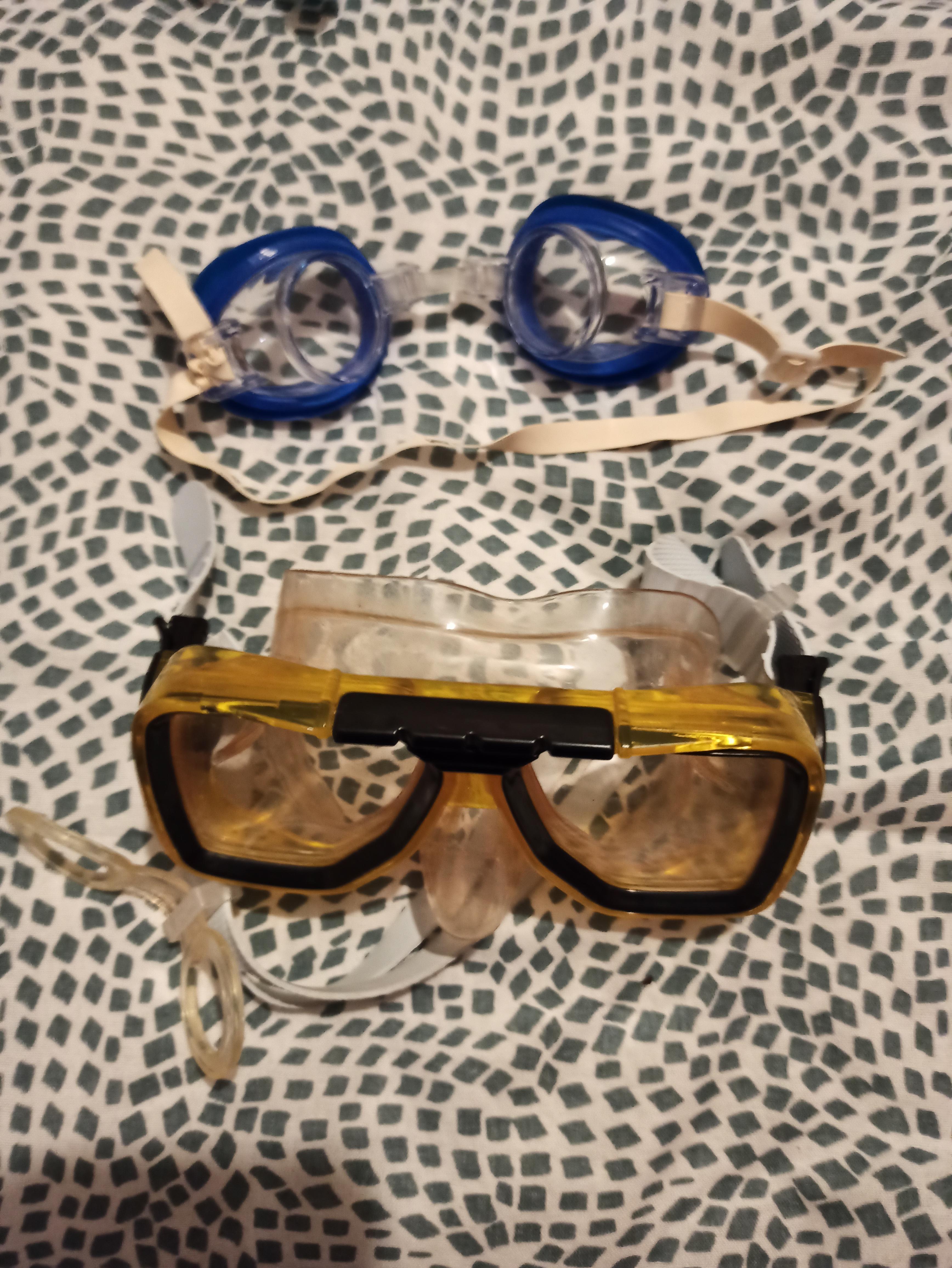 troc de troc masque et lunettes de piscine image 0