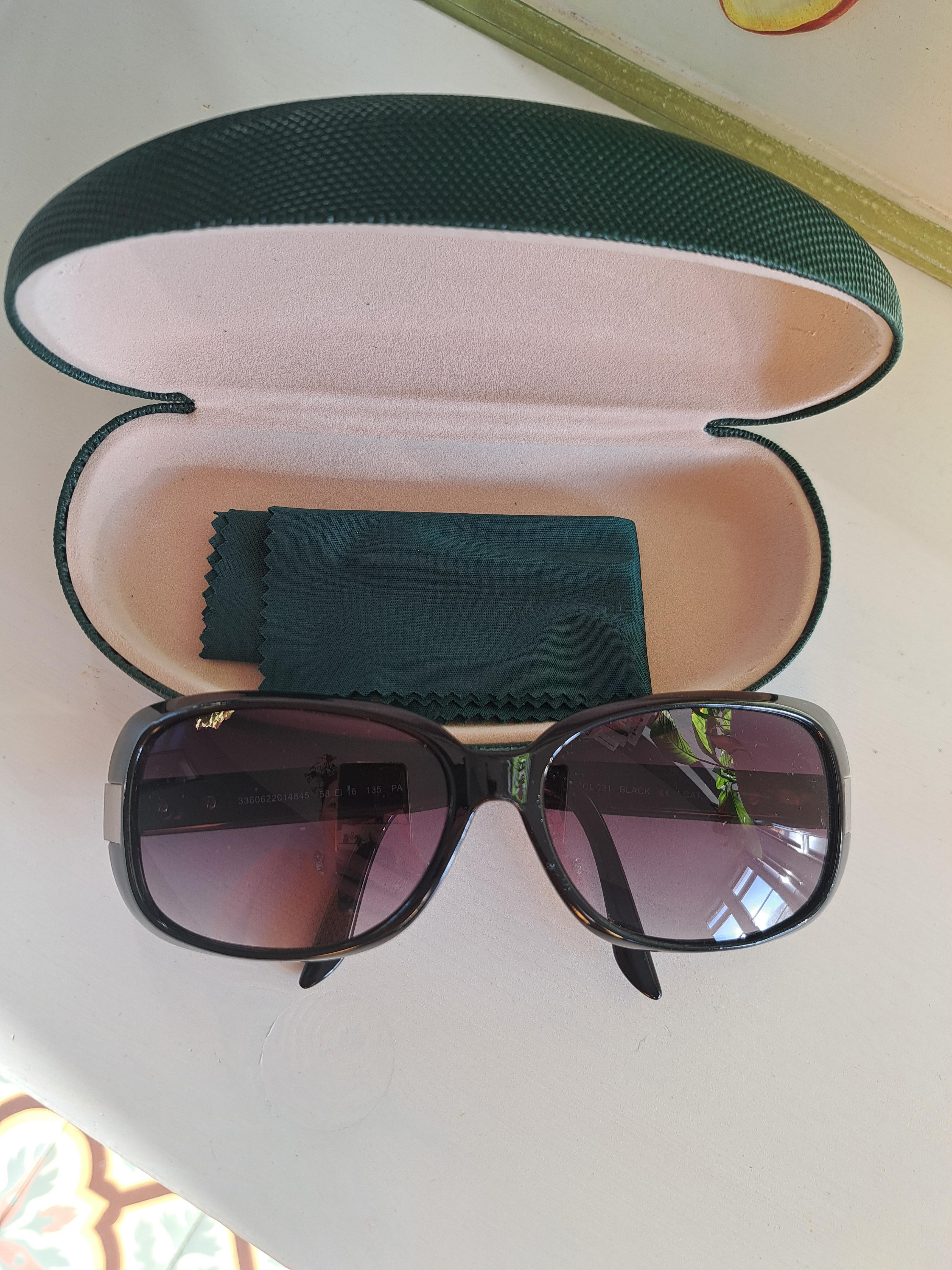 troc de troc reservees - lunettes de soleil image 0