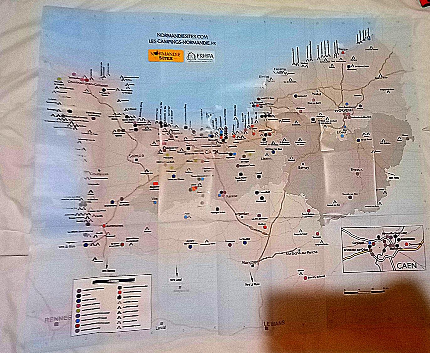 troc de troc carte sites touristiques et campings normandie. image 1