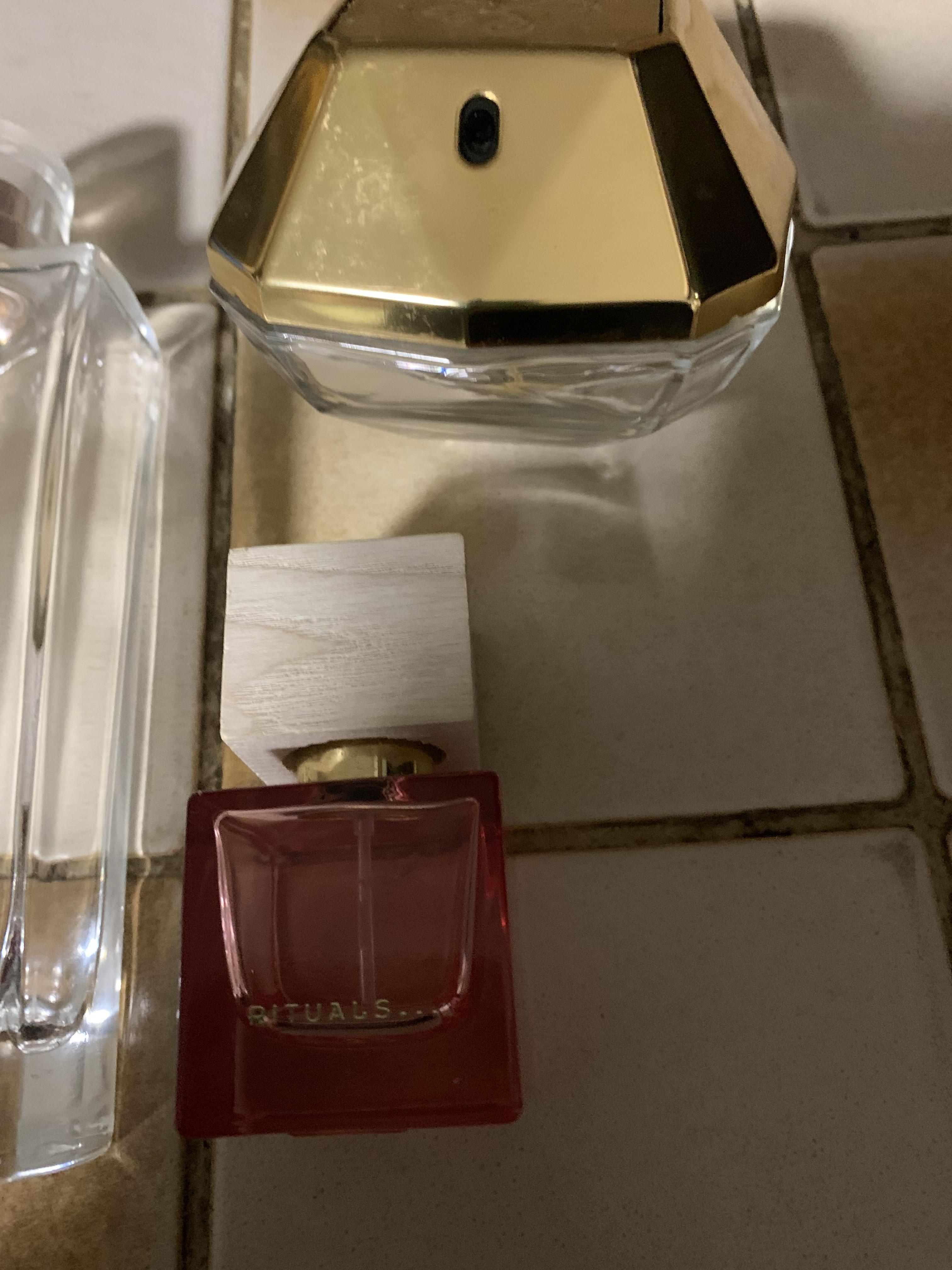 troc de troc bouteille de parfum vide image 2