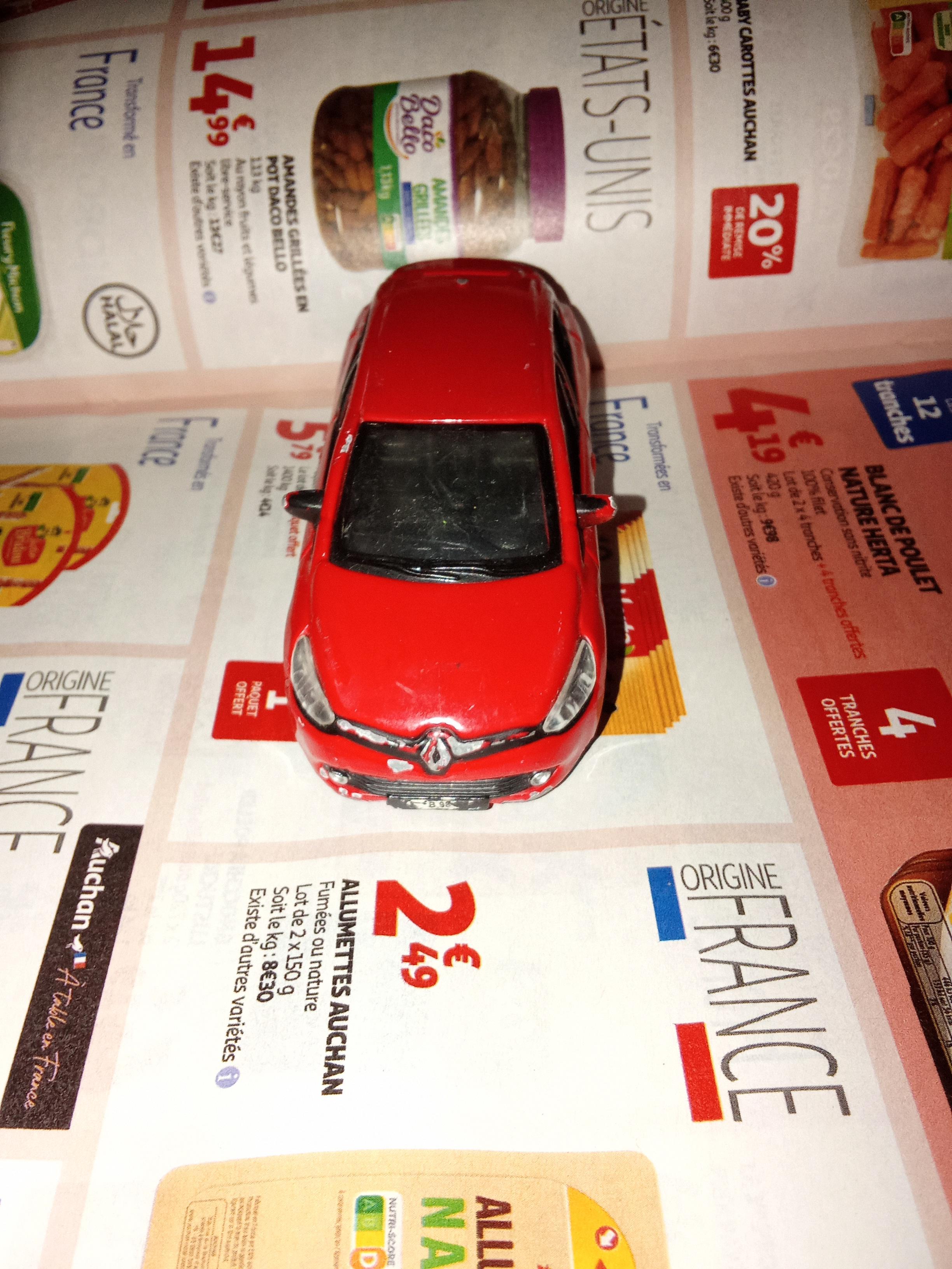 troc de troc renault mégane burago échelle 1/43 image 0