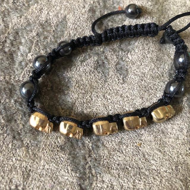 troc de troc bracelet têtes de mort métal doré ajustable image 0