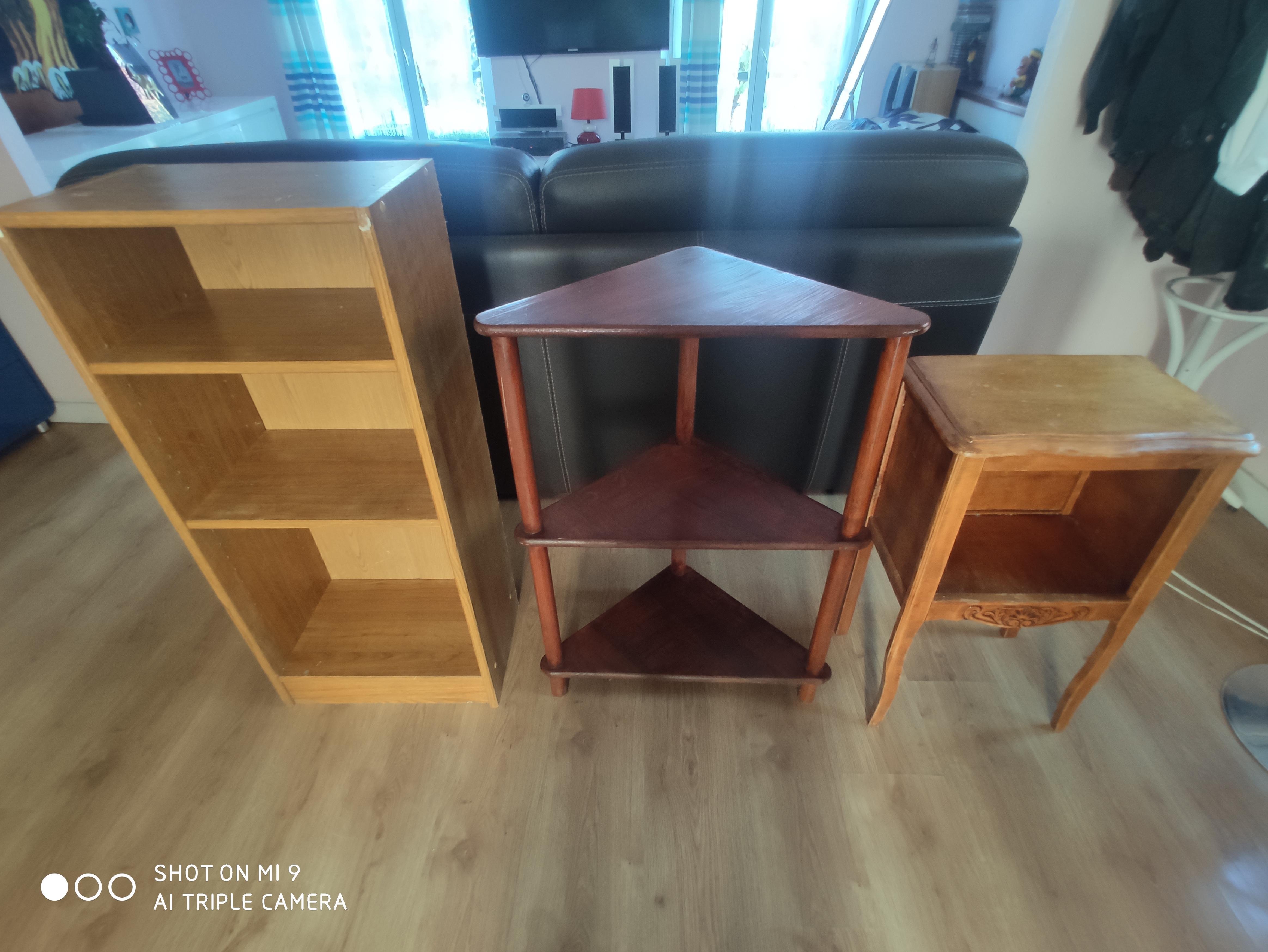 troc de troc lot de 2 petite console dont 1 de coin + 1 table de chevet. réserver. image 0