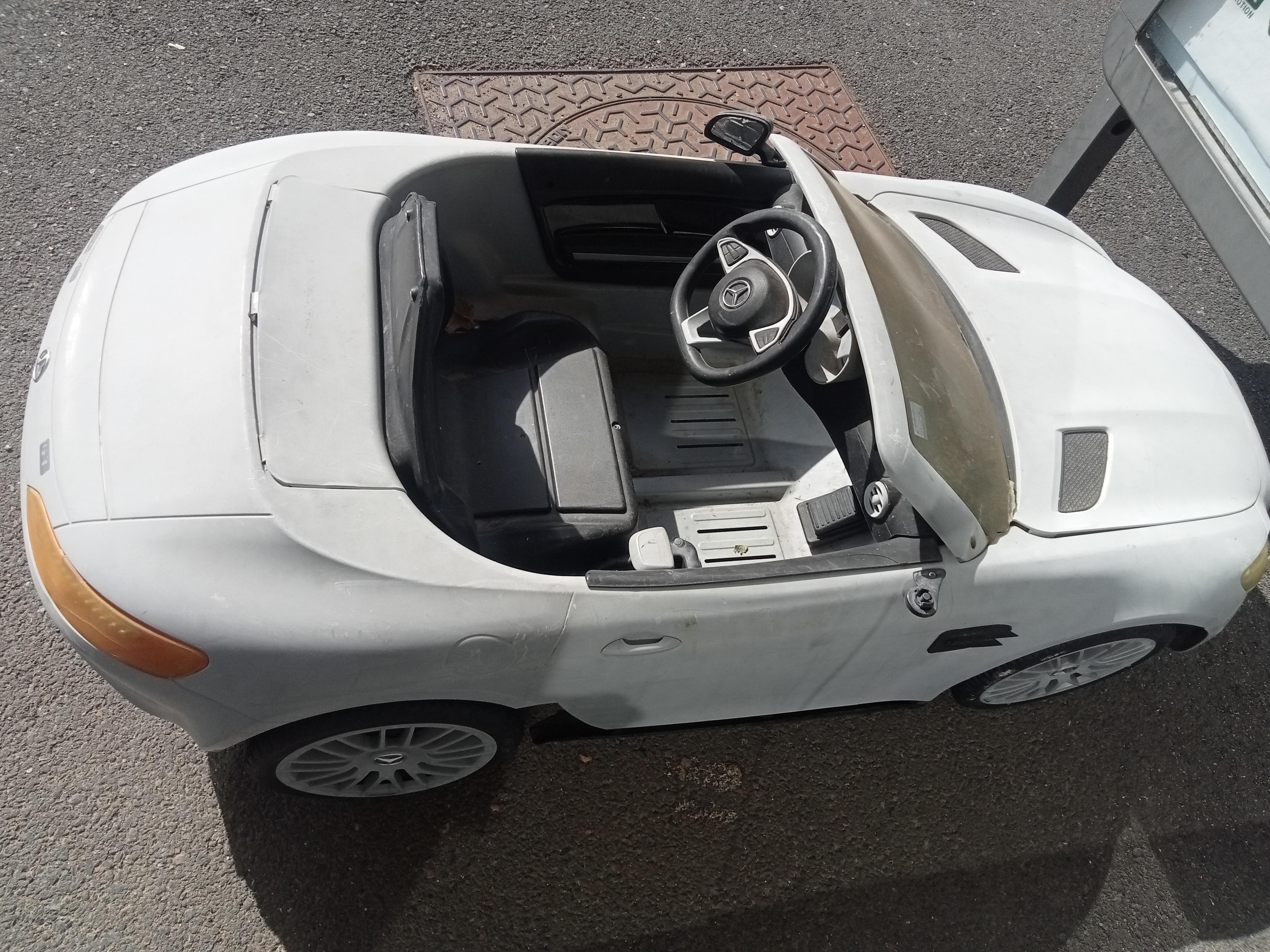 troc de troc voiture Électrique mercedes amg image 2