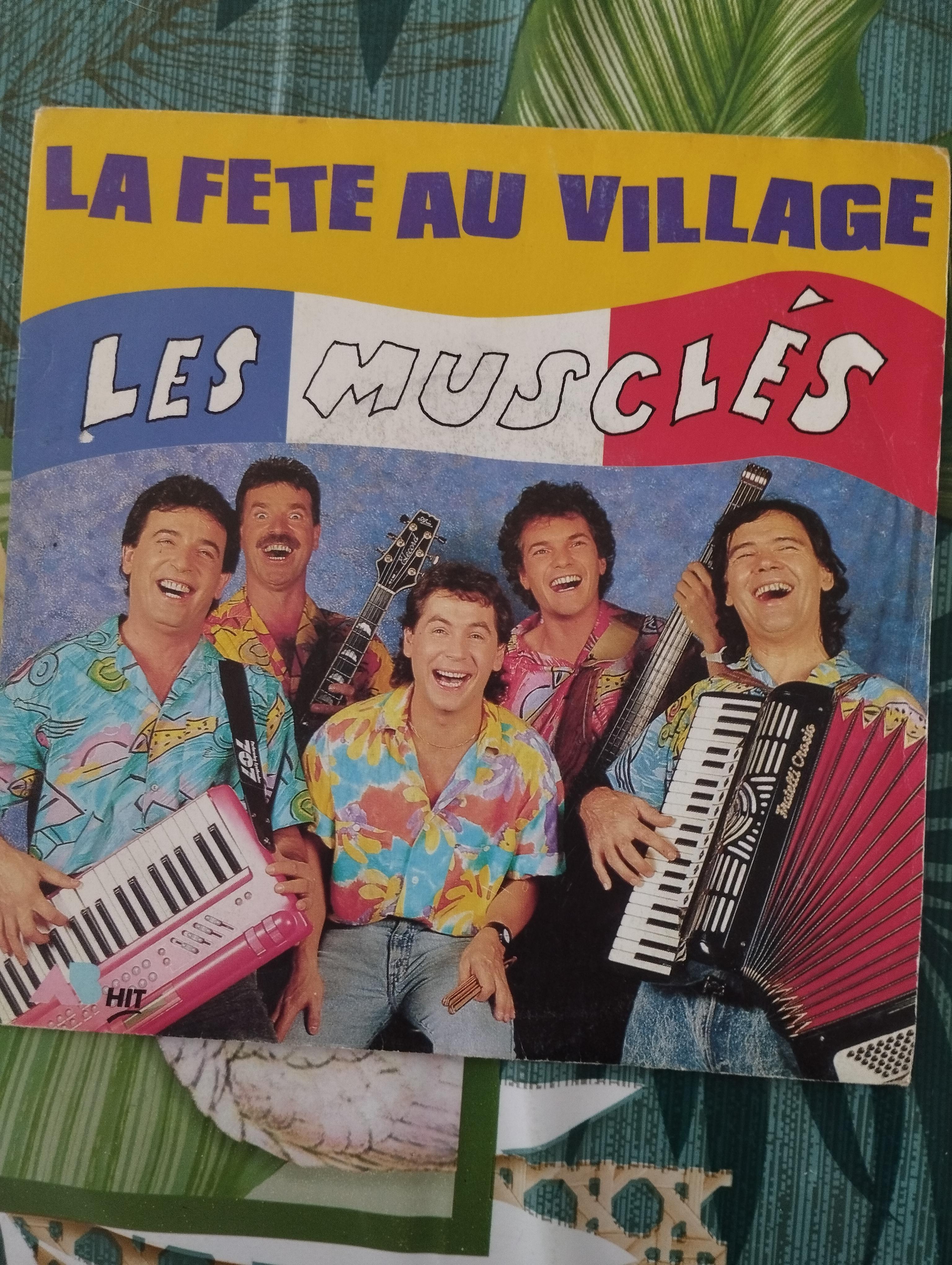 troc de troc disque vinyle 45t les musclés - la fête au village image 0