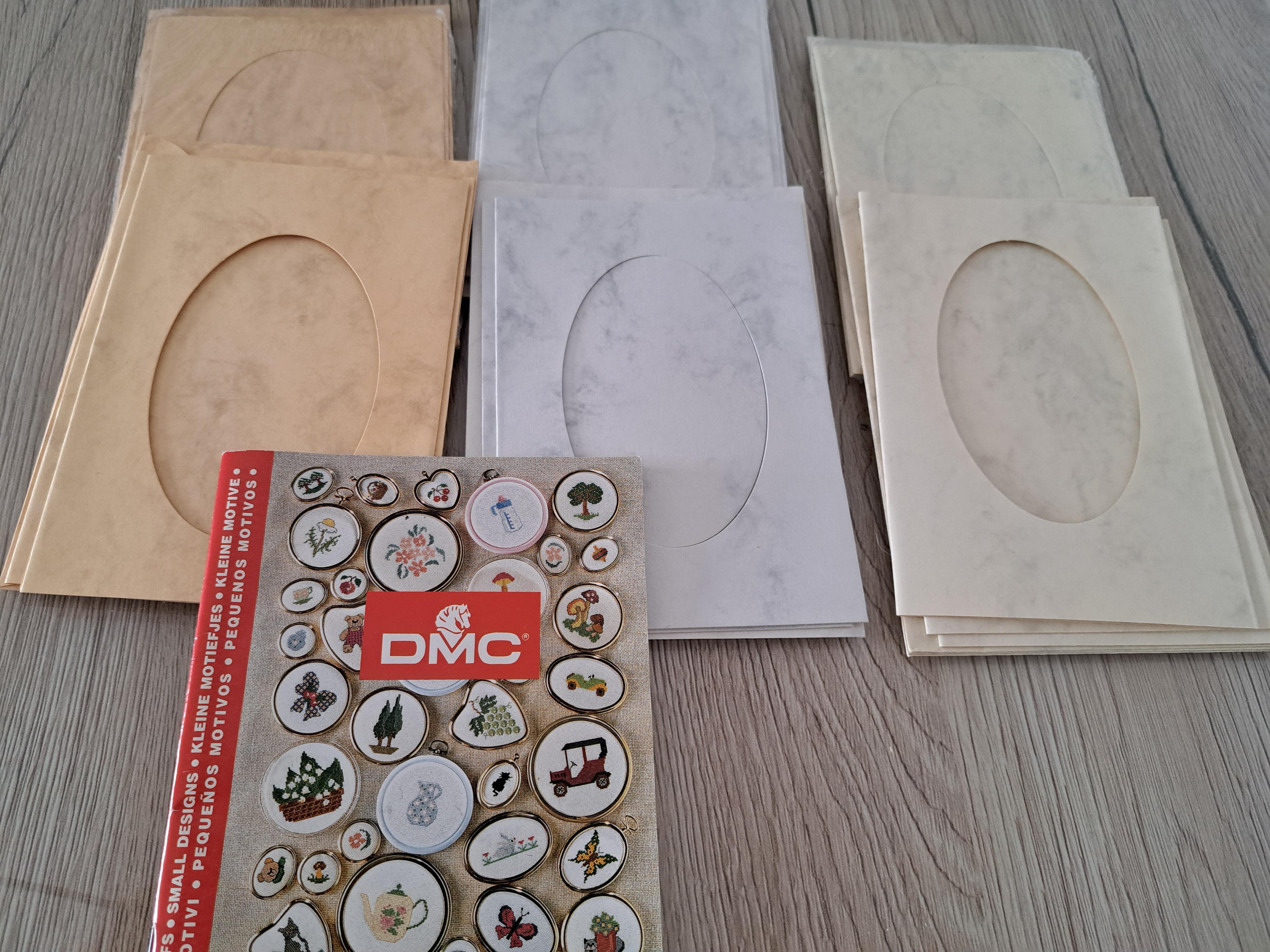 troc de troc réservé lot cartes postales avec motifs à exécuter image 0