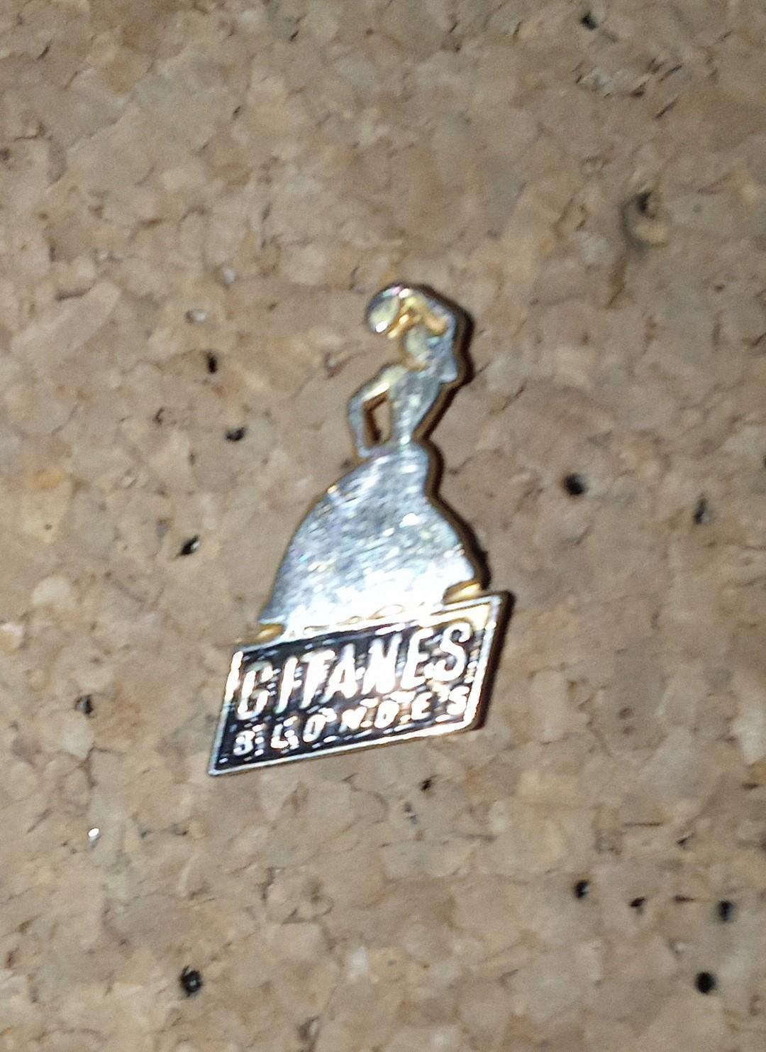 troc de troc pin's tabac sans attache image 0