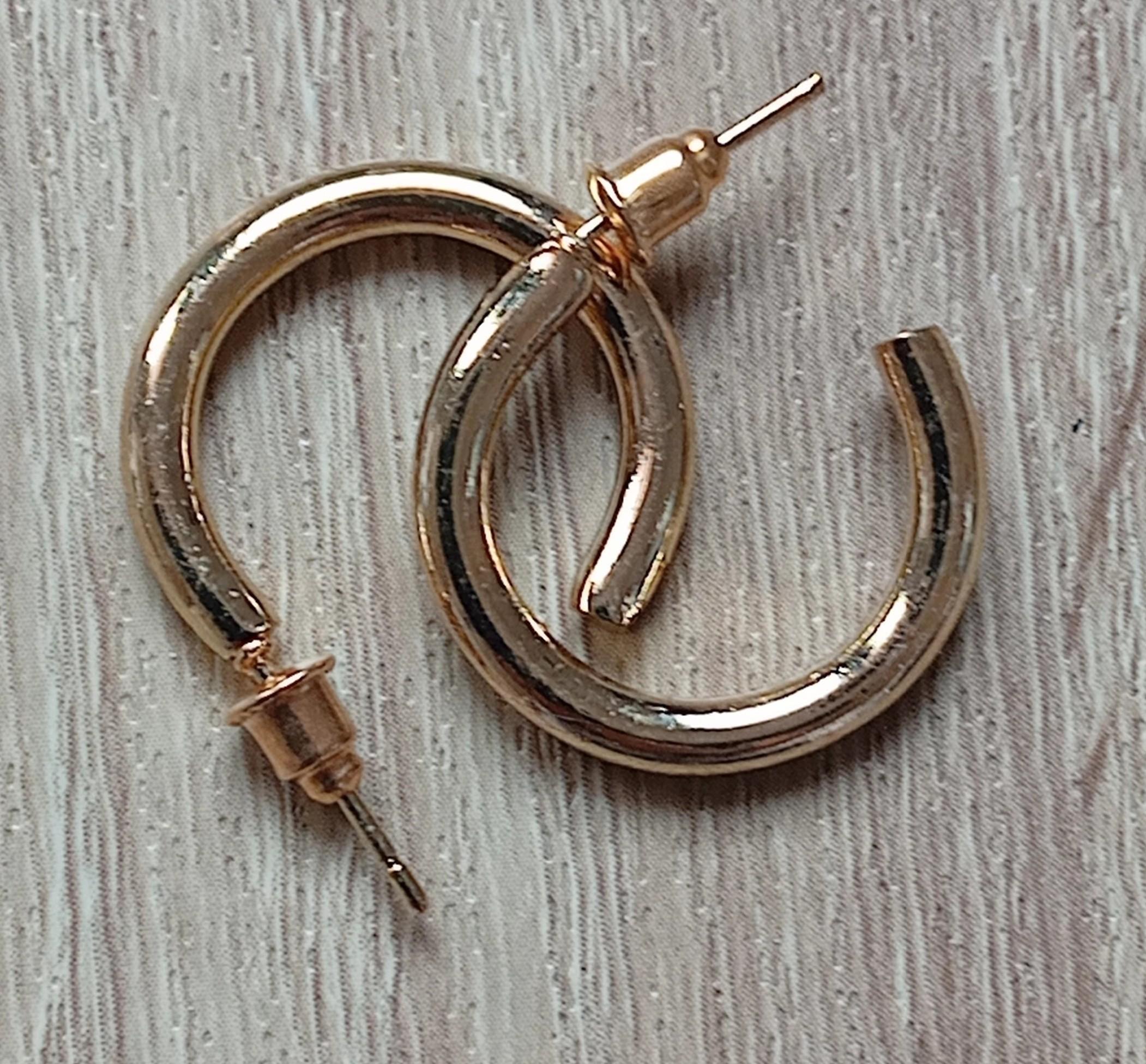 troc de troc boucle d'oreille femme image 1