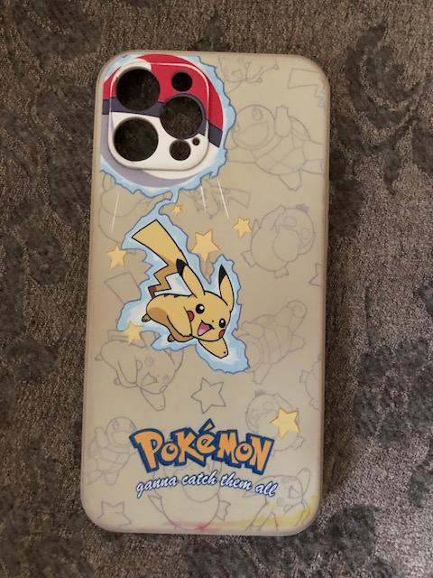 troc de troc coque plastique souple i-phone12 pokemon image 0