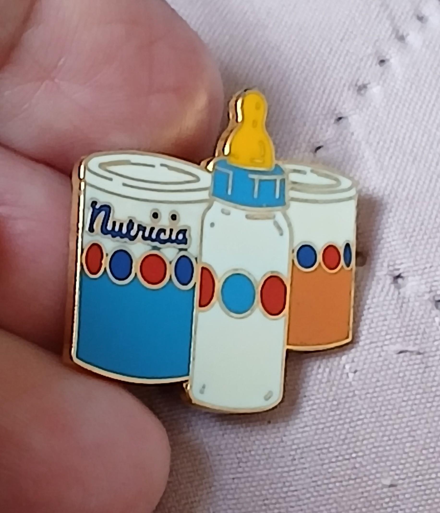 troc de troc reserver. pins ' nulricia ' image 1