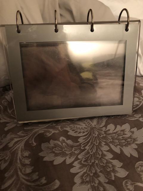 troc de troc (réservé) support plexi 6 photos les unes sur les autres image 0