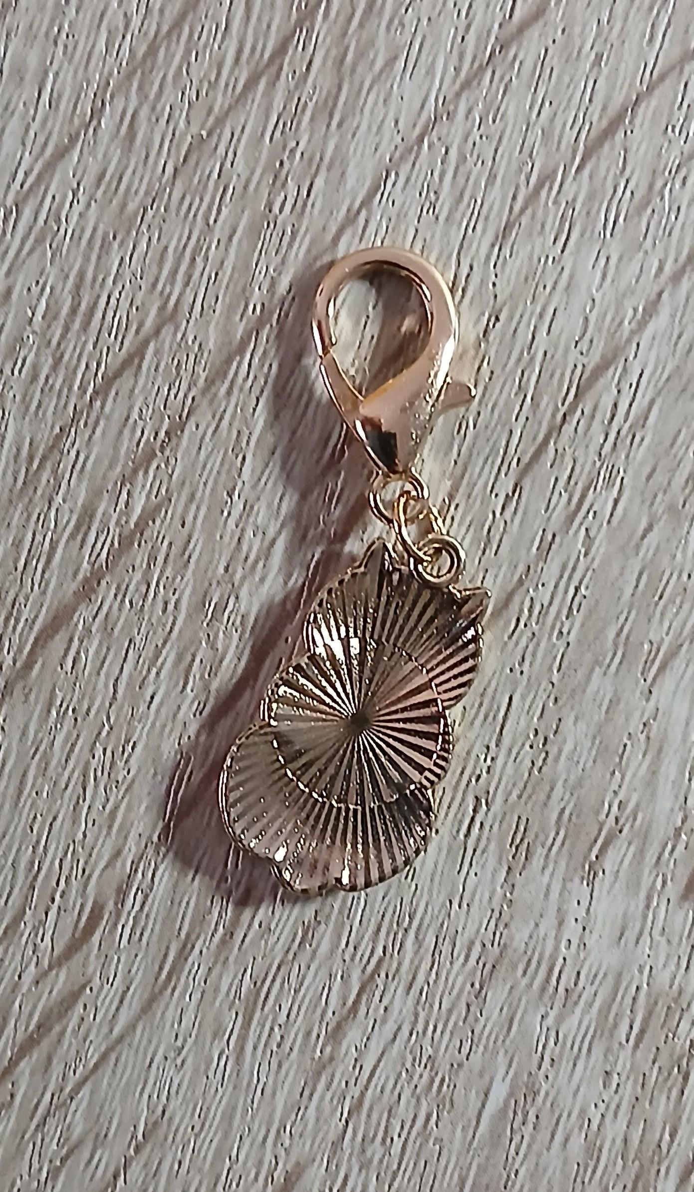 troc de troc reserver divers troc  petit porte clé image 1