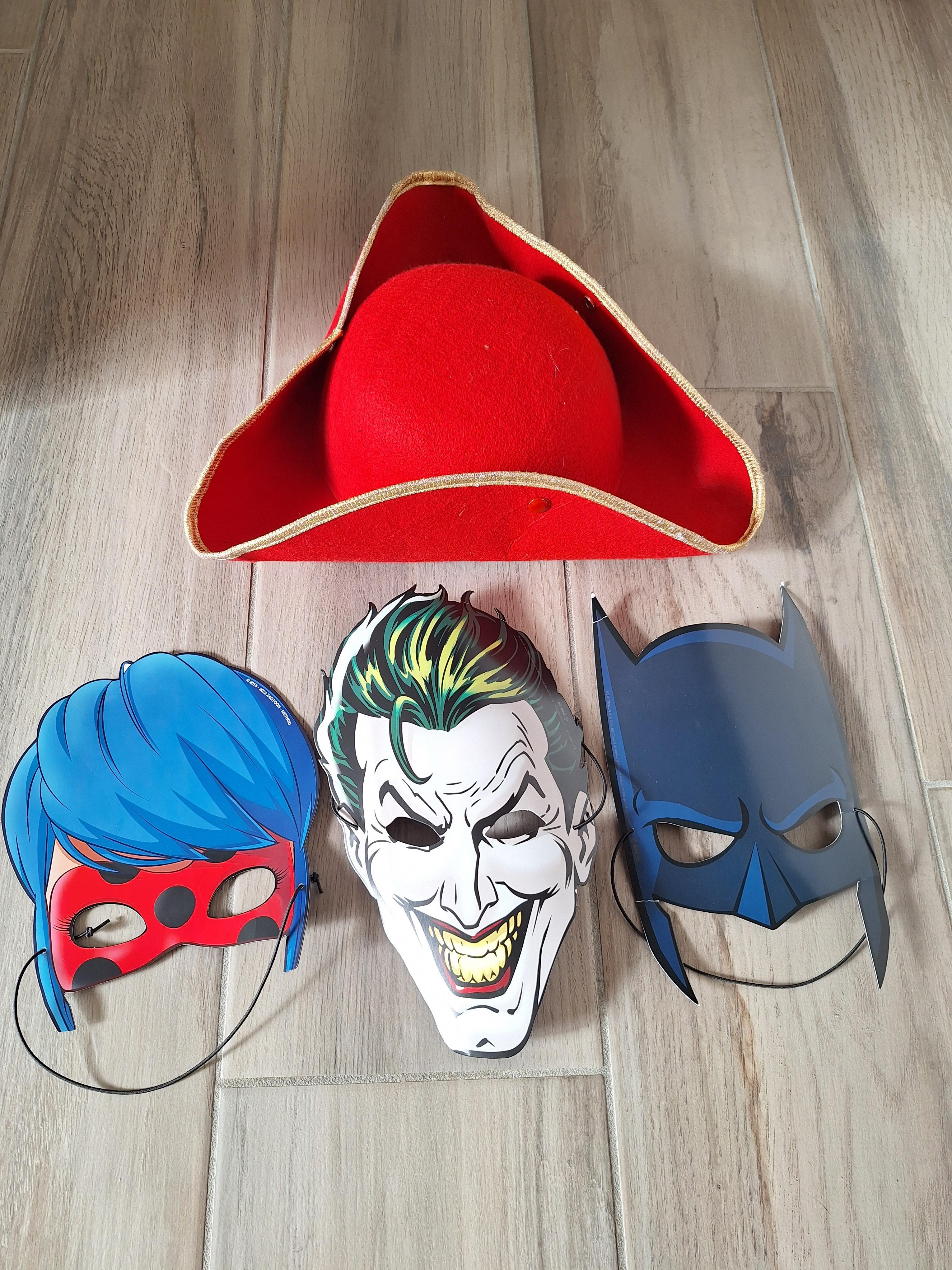 troc de troc masque batman joker ladybug et chapeau pirate image 0