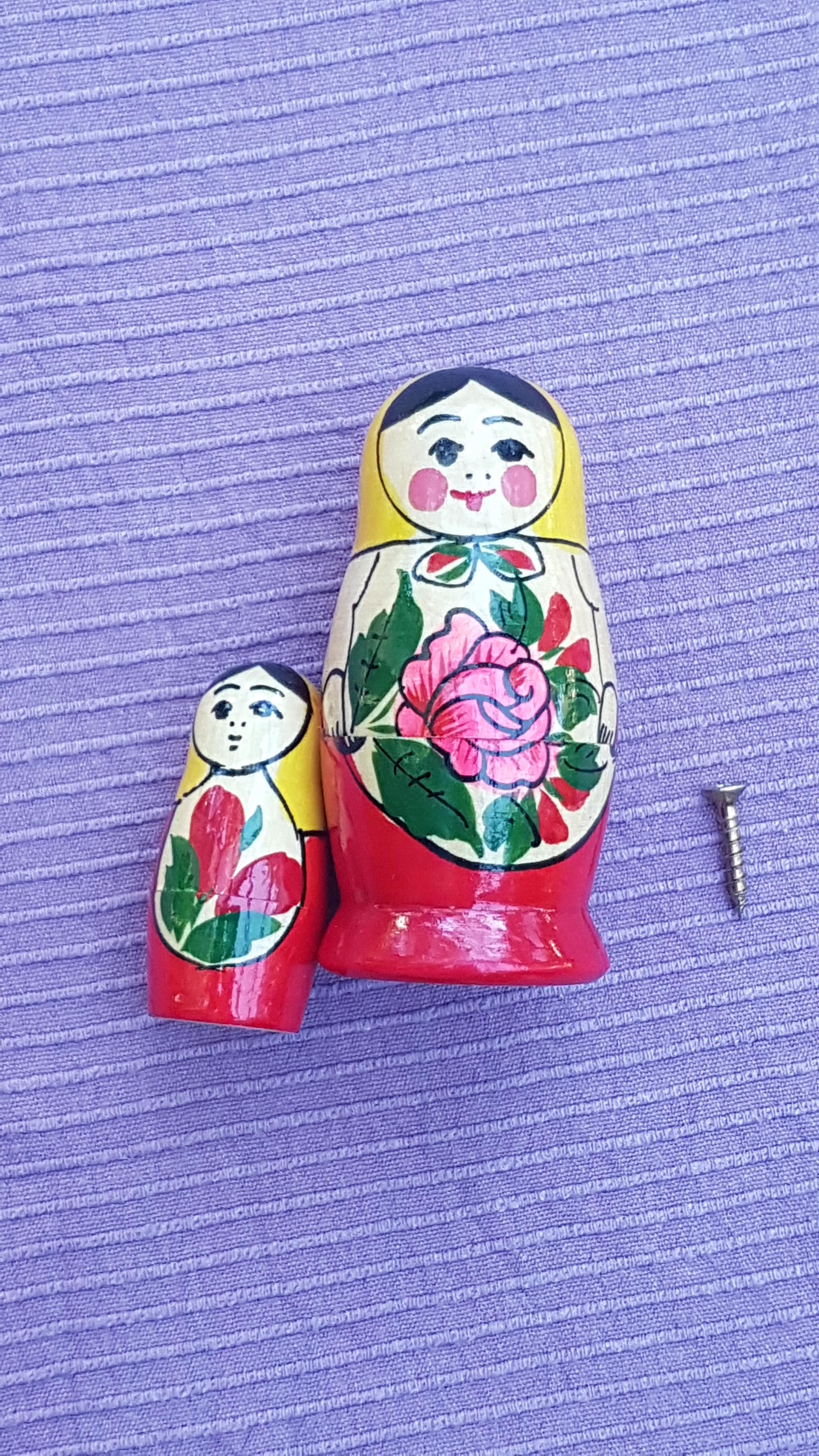 troc de troc 2 petites poupées russes image 0