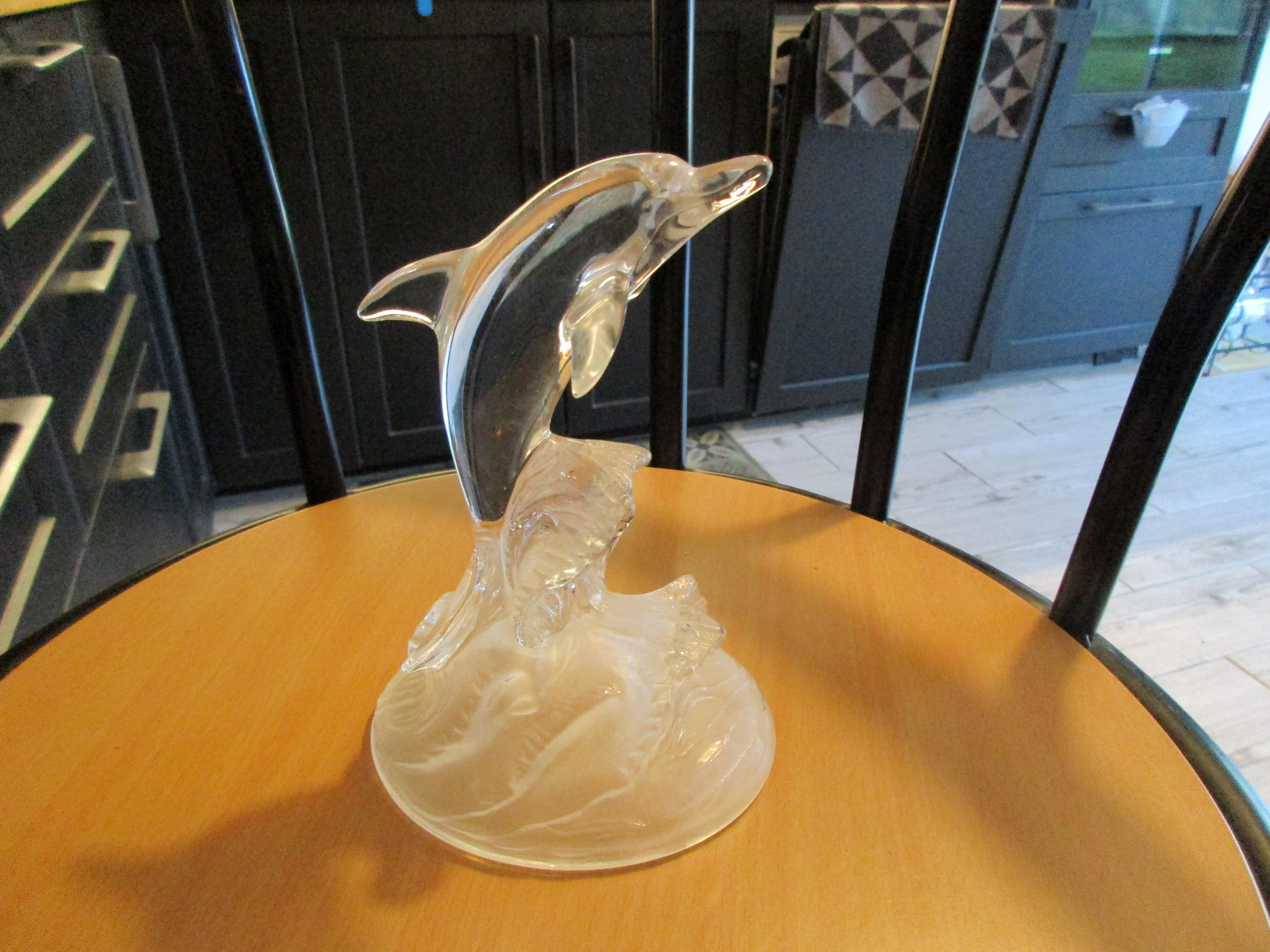 troc de troc réservé,dauphin cristal d'arques image 1