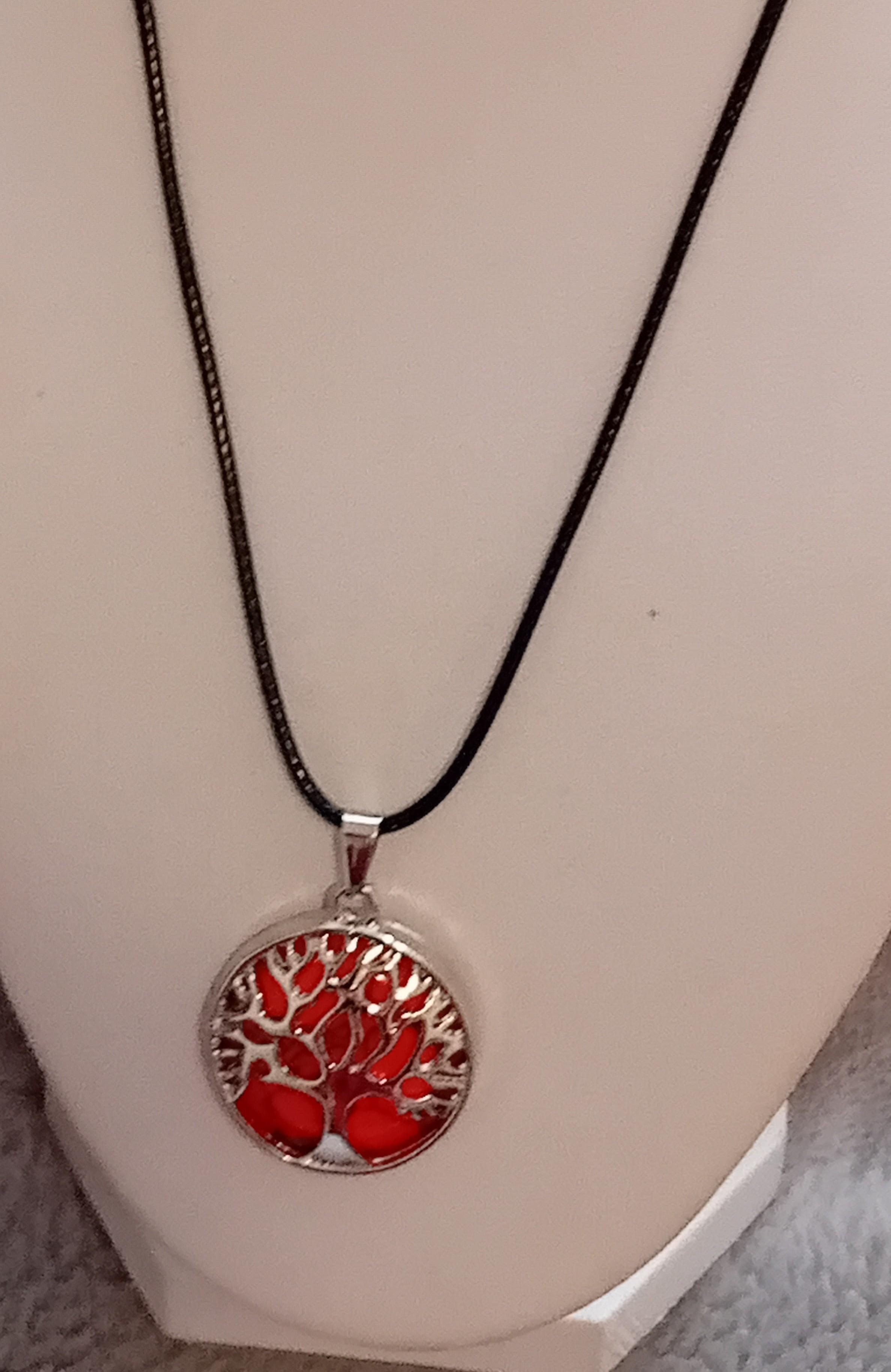 troc de troc reserver. collier pendentif " arbre de vie " image 0