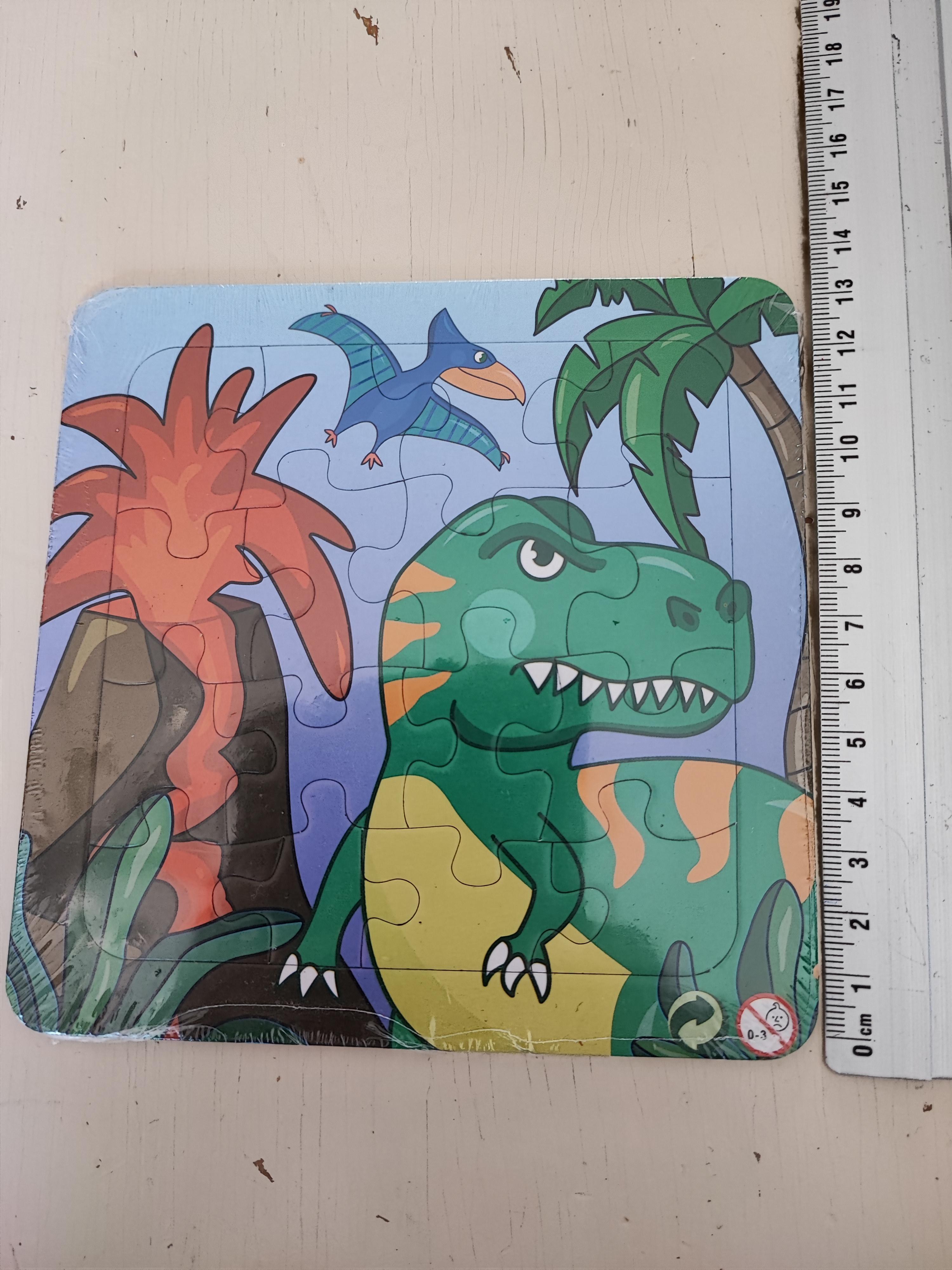 troc de troc petit puzzle dinosaure image 0