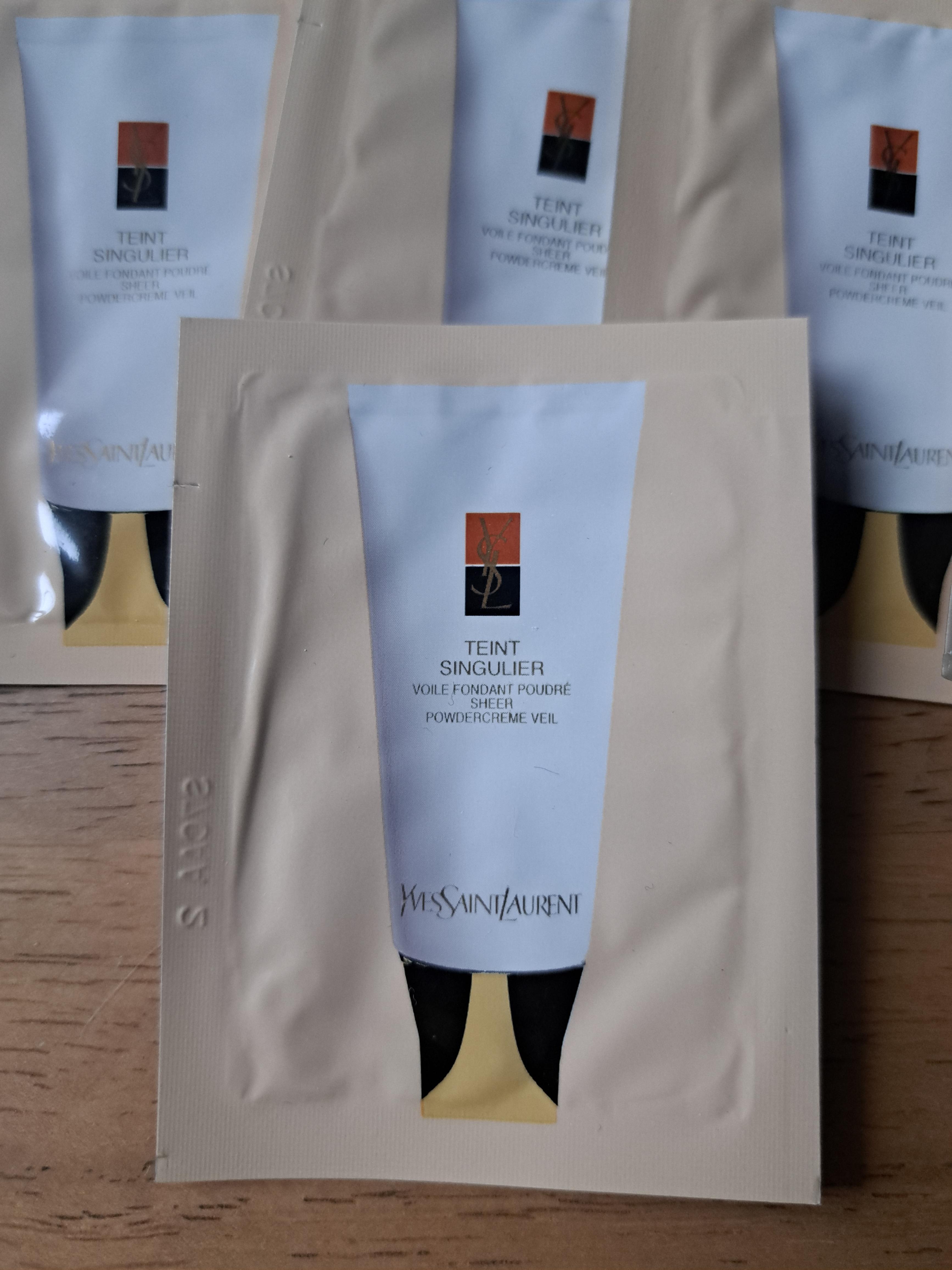 troc de troc reserve lot de 10 échantillons fond de teint yves st laurent image 1