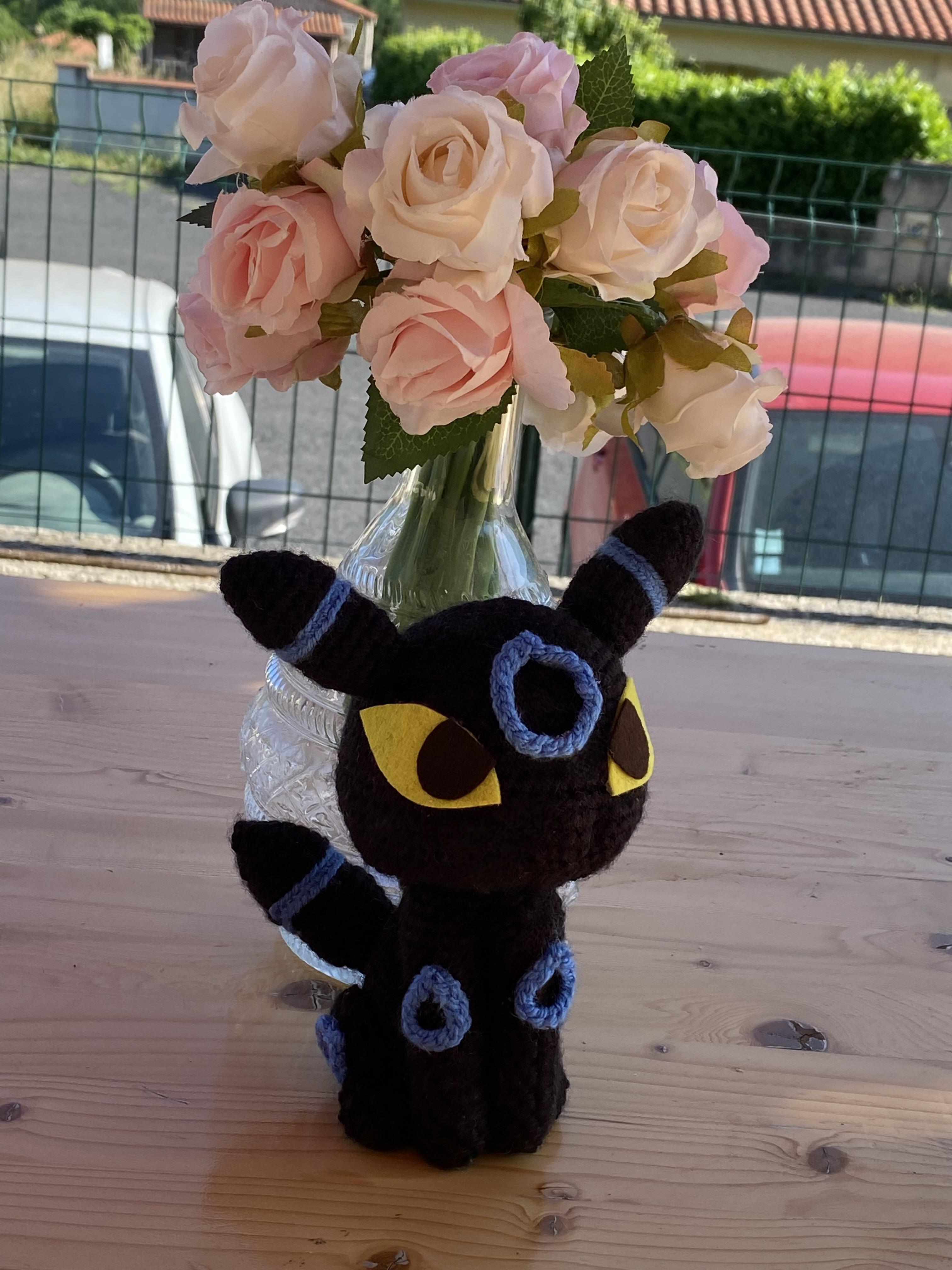 troc de troc pokémon noctali artisanal image 0
