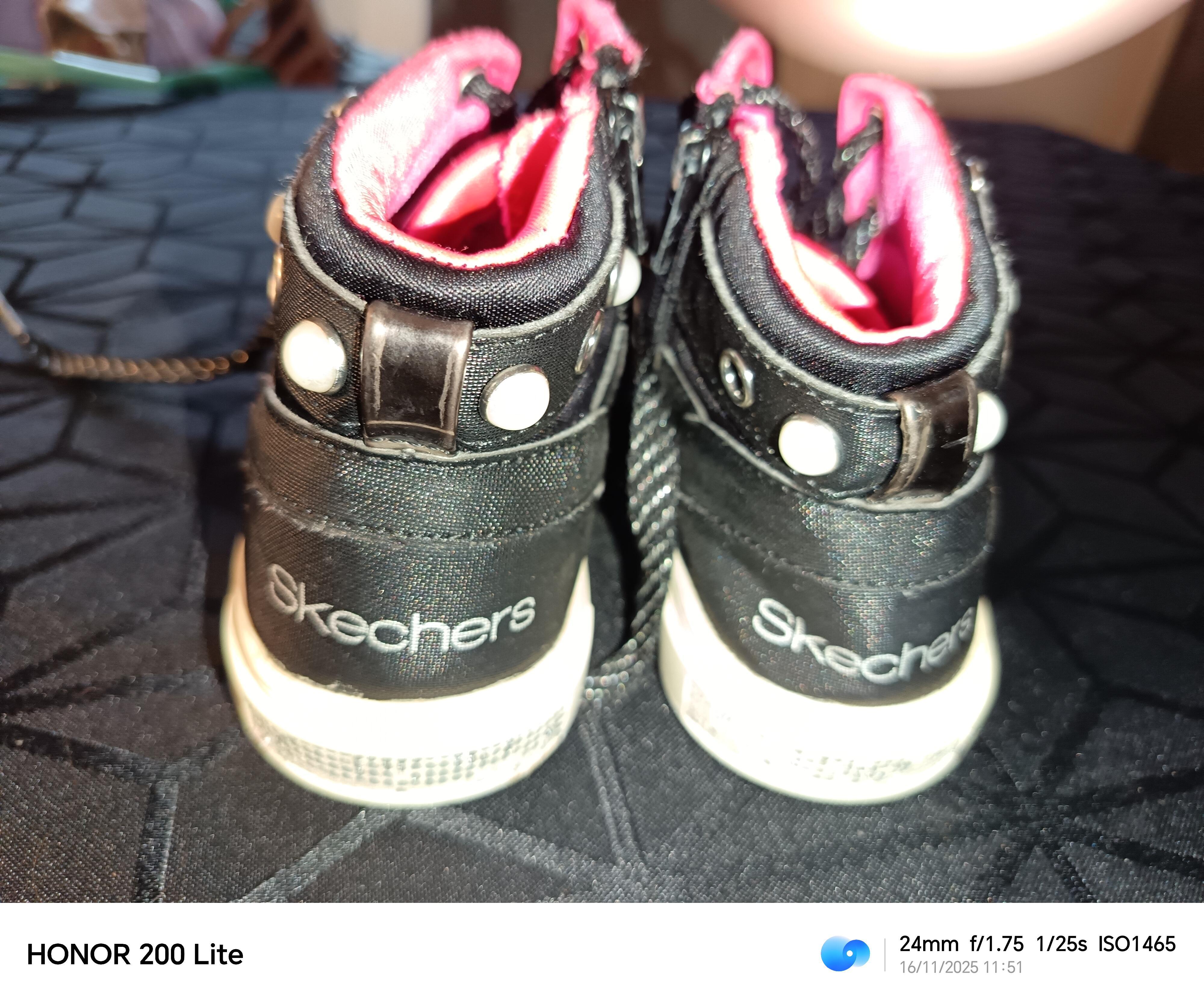troc de troc skechers taille 30 image 1
