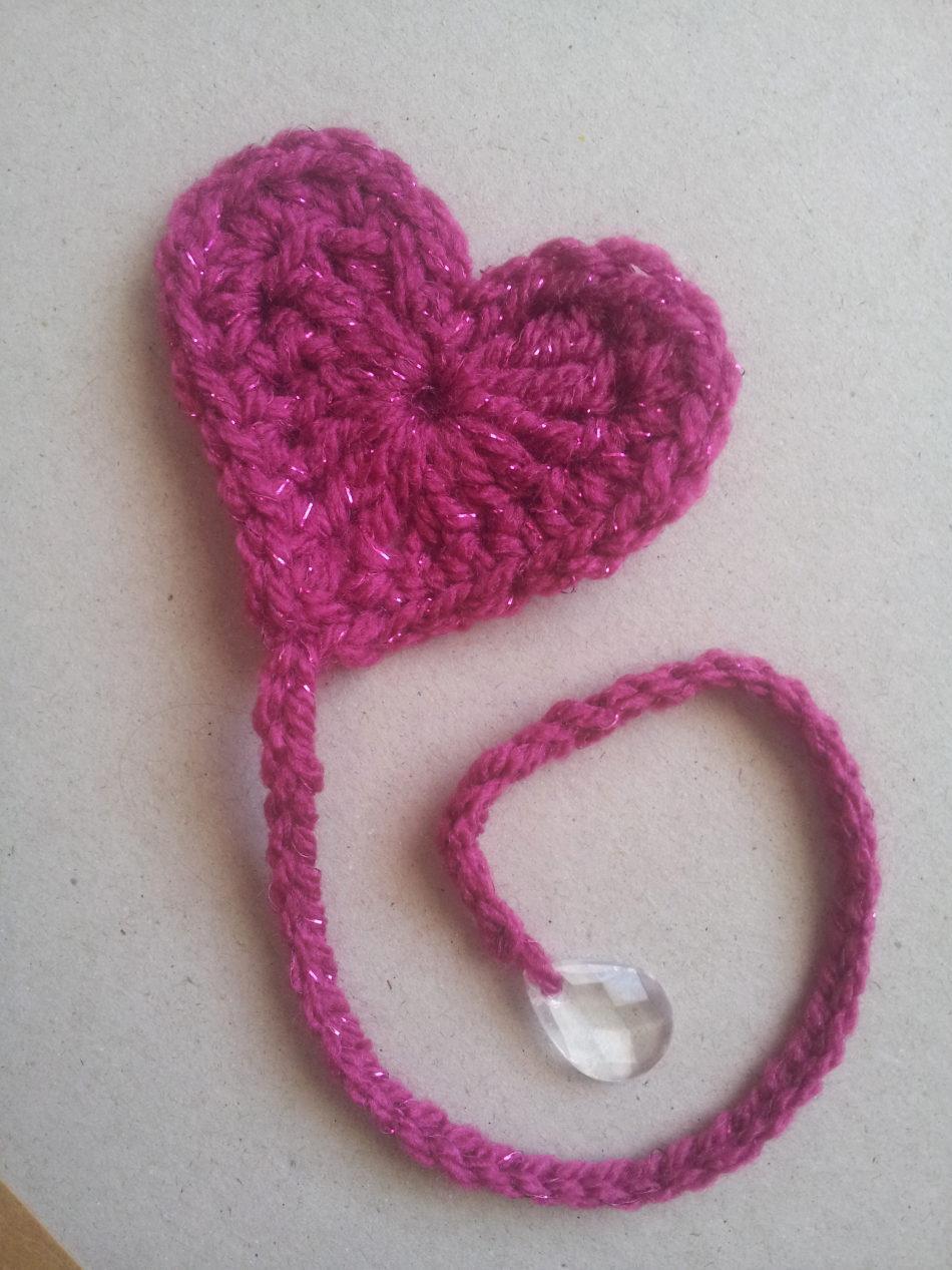 troc de troc marque page ou décoration coeur au crochet fait main neuf (#2) image 0