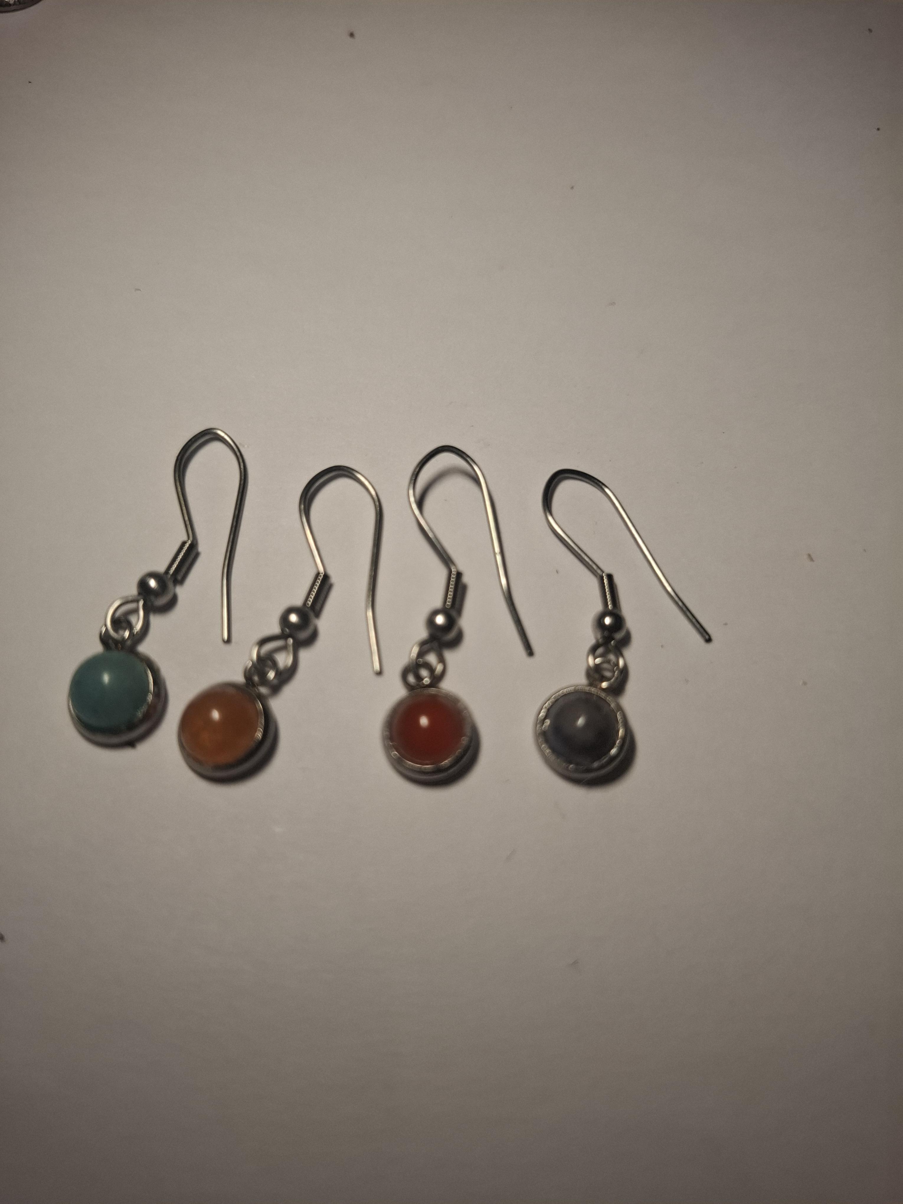 troc de troc 4 boucles d oreilles unique image 0