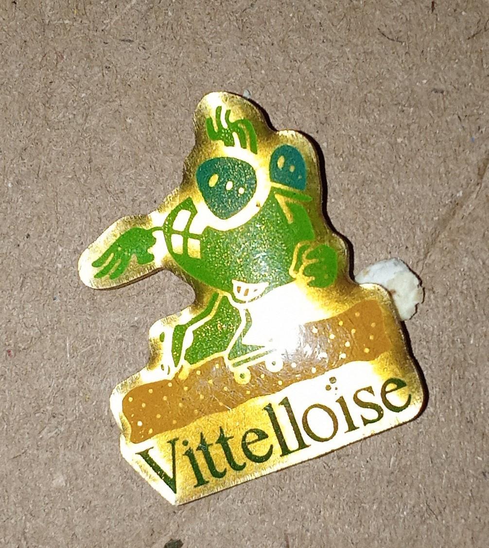 troc de troc pin's avec attache image 0