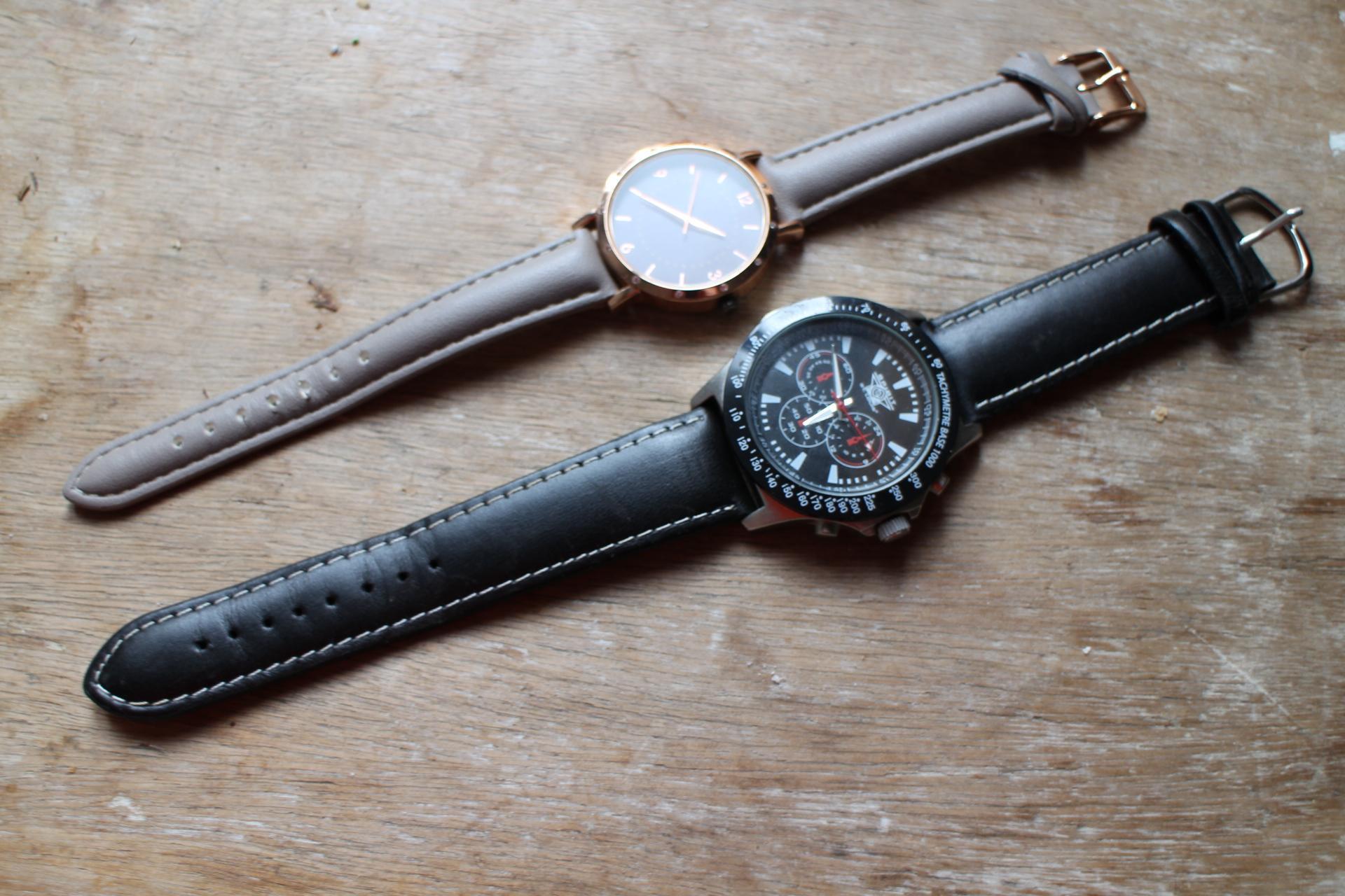 troc de troc lot de montres. image 2