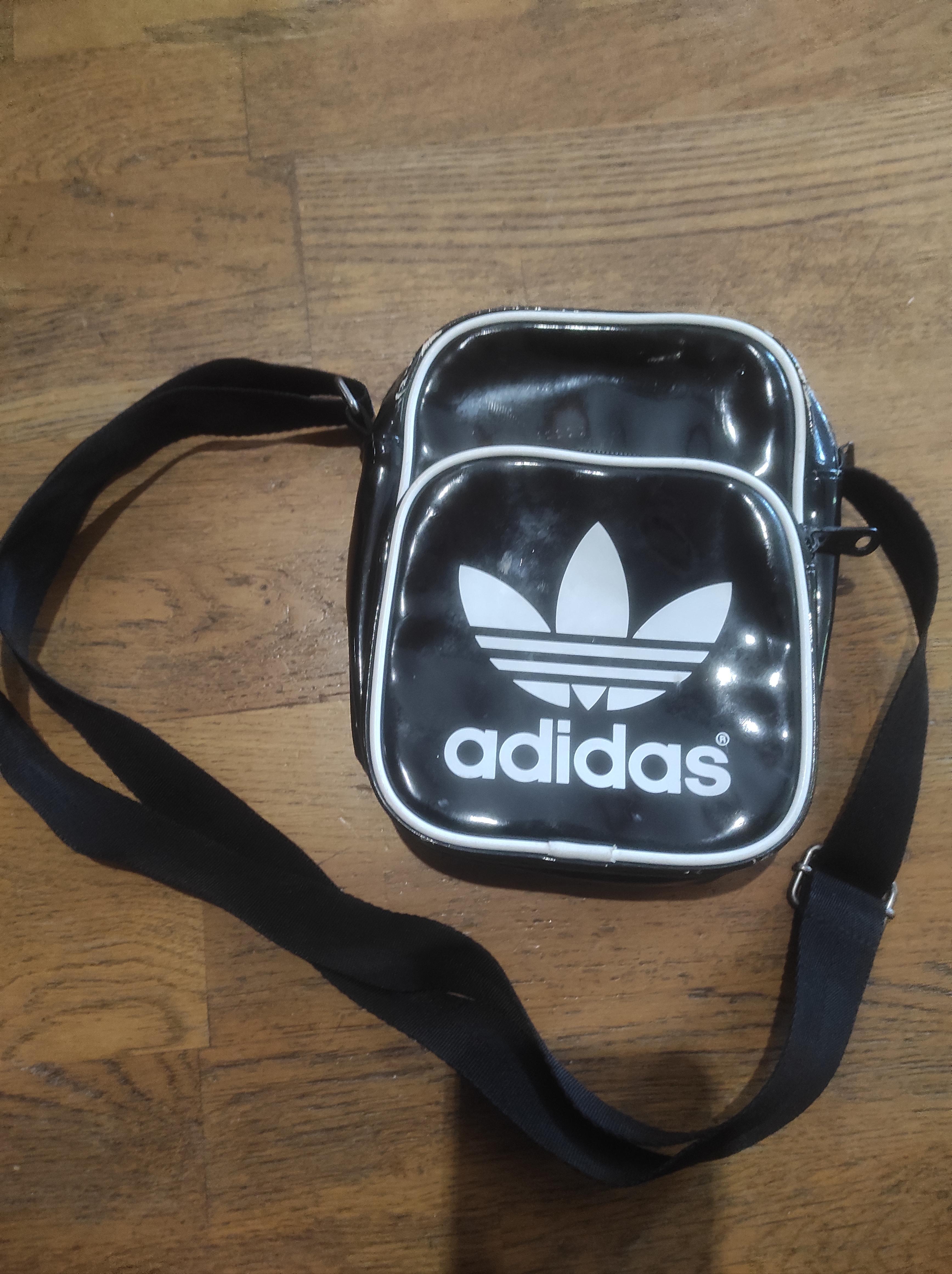 troc de troc sacoche adidas image 0