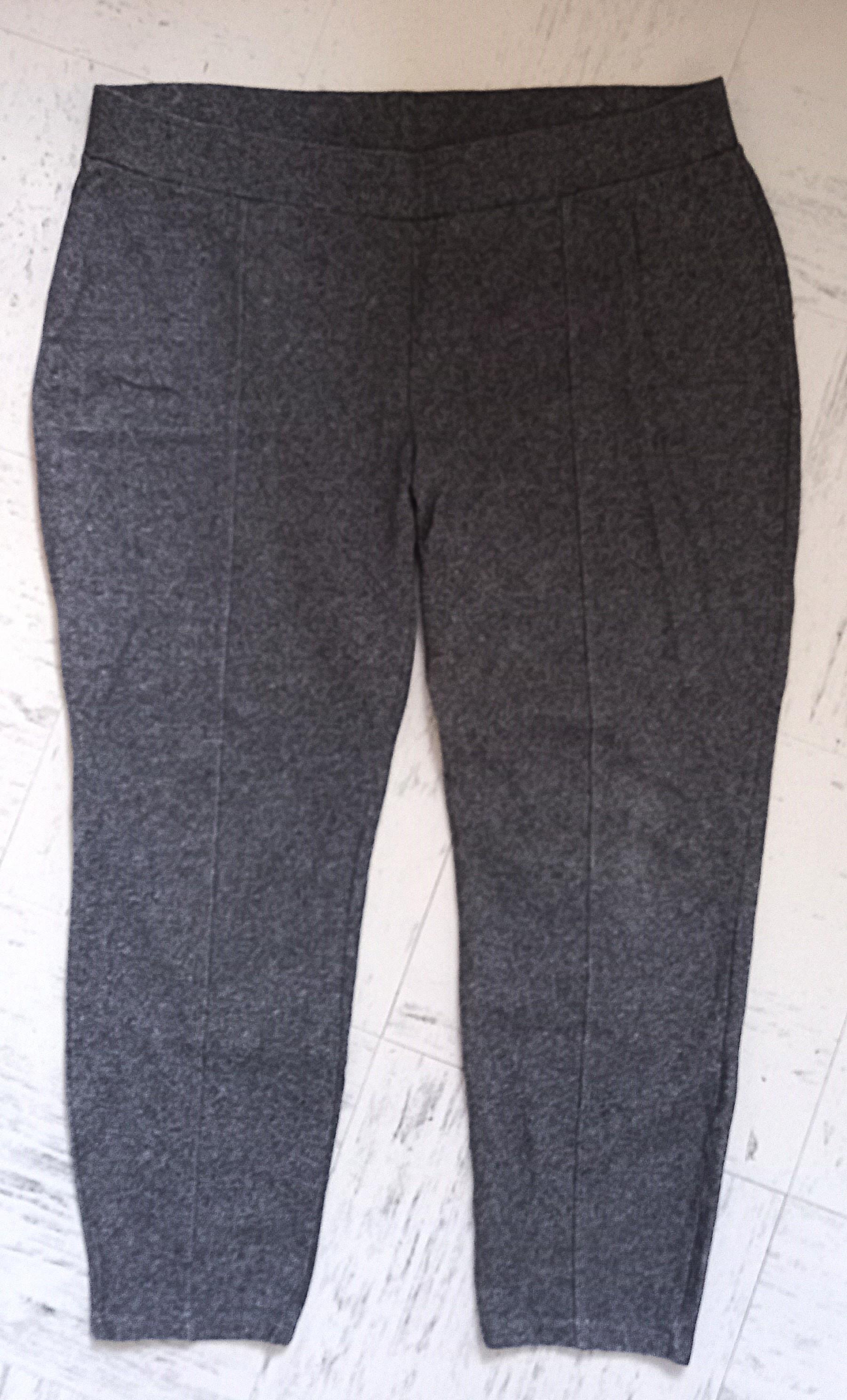 troc de troc pantalon gris. reserve. image 0