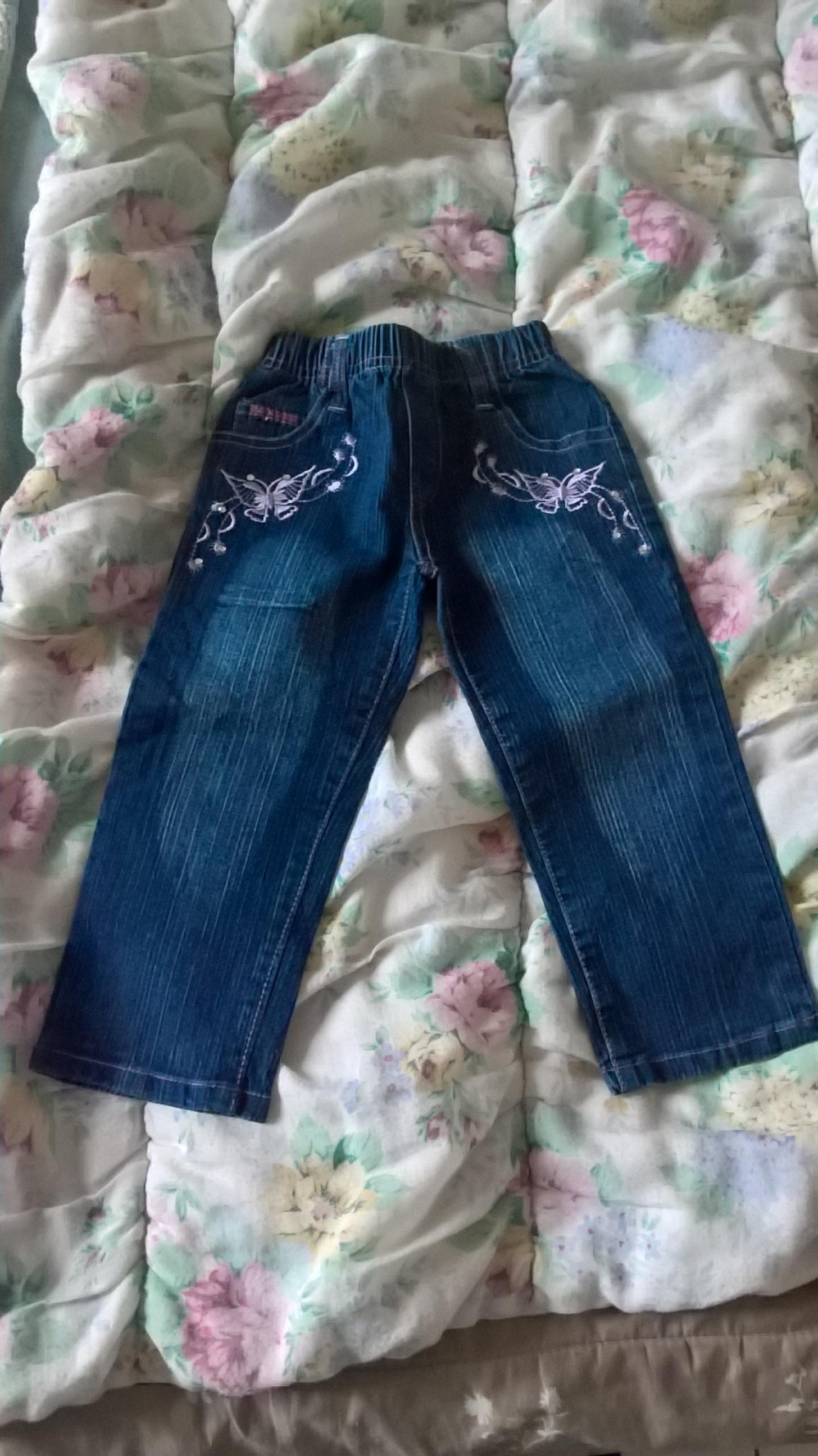 troc de troc jeans taille 2 ans pour fille image 0