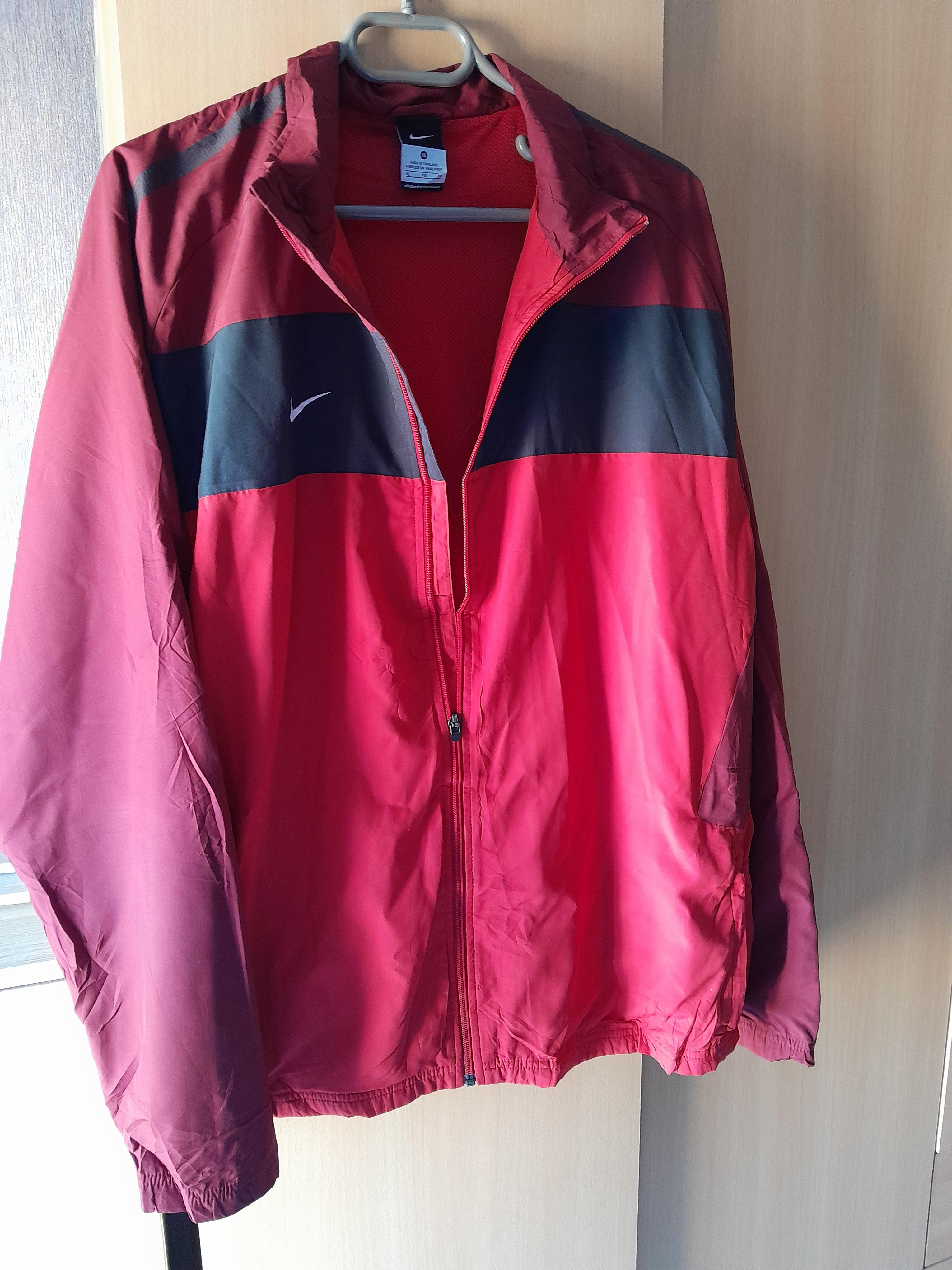 troc de troc veste nike  homme avec défaut taille xl image 0