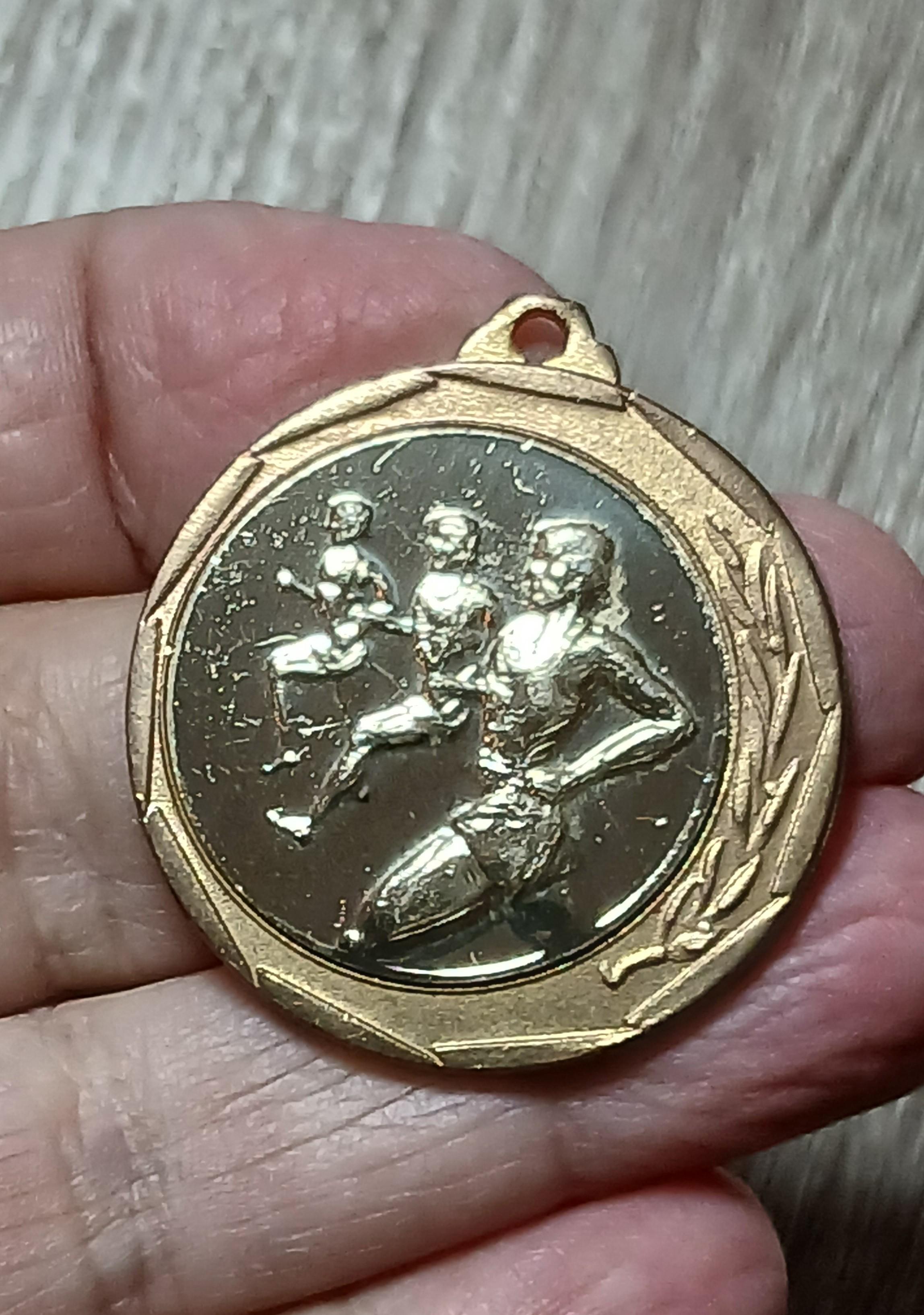 troc de troc une pièce sport image 0
